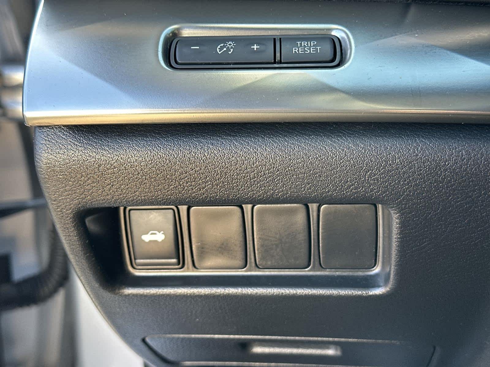 Thumbnail: 2020 Nissan Maxima - 30