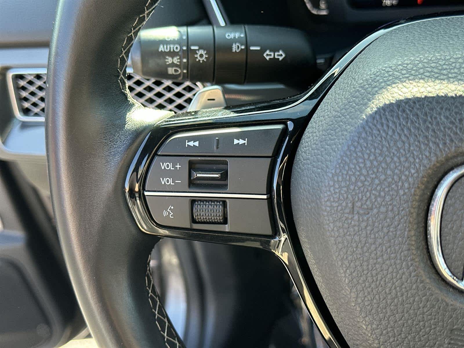 Thumbnail: 2023 Acura Integra - 23