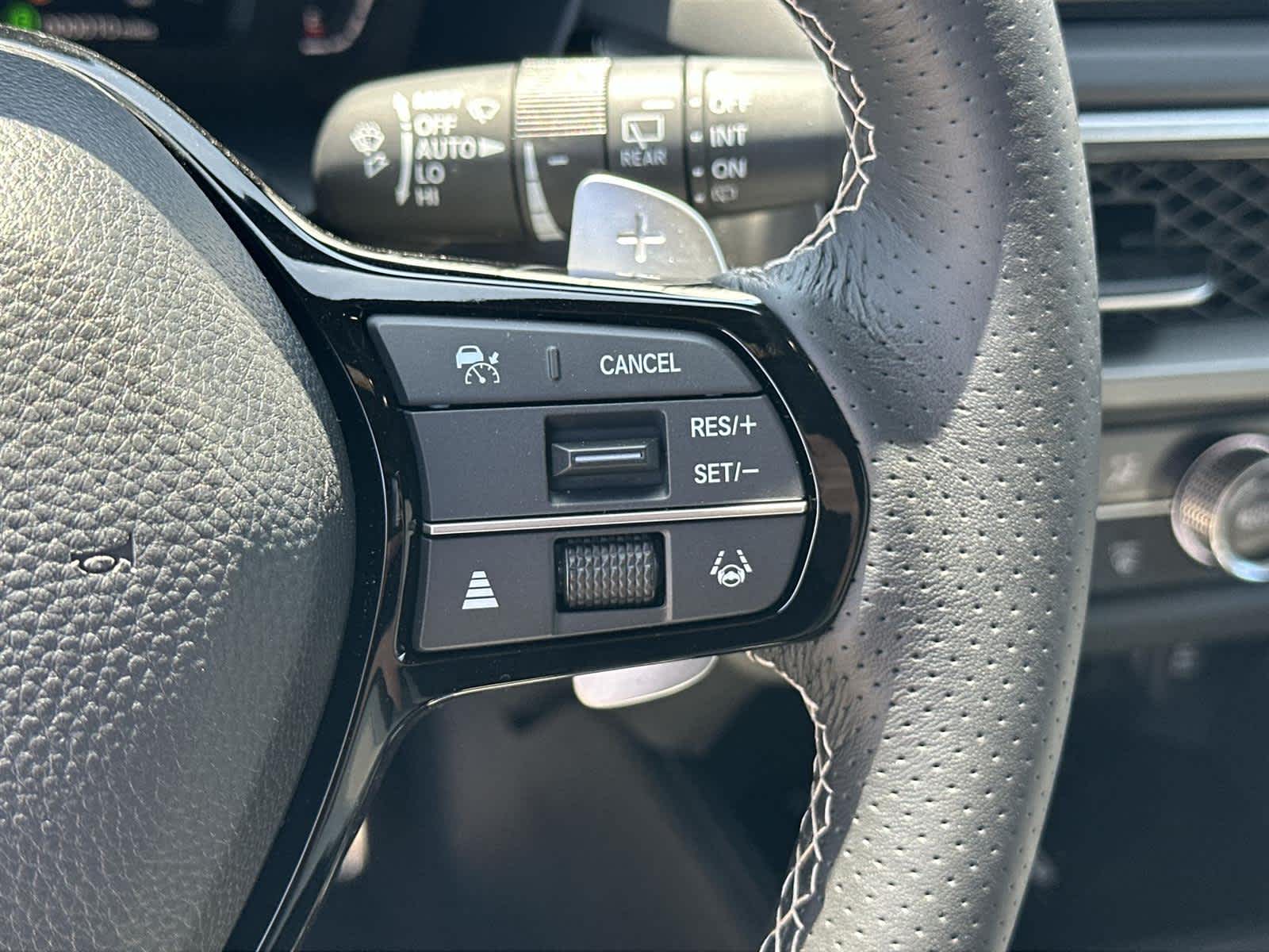 Thumbnail: 2025 Acura ADX - 23