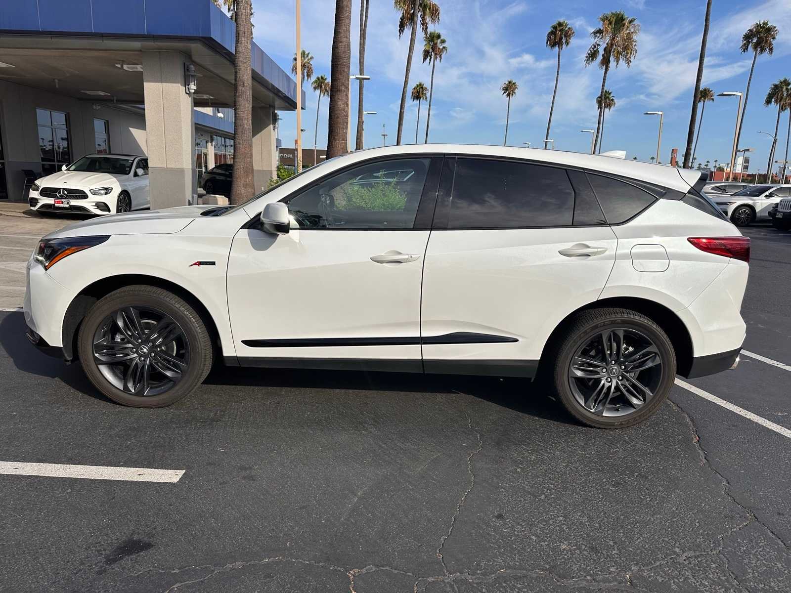 Thumbnail: 2022 Acura RDX - 3