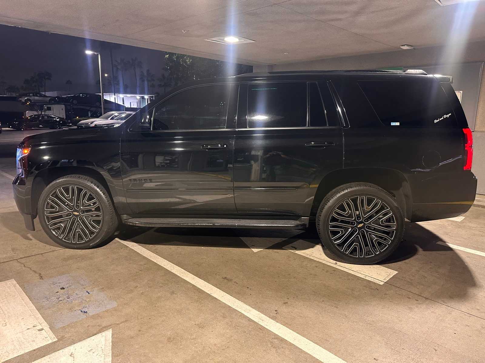 Thumbnail: 2018 Chevrolet Tahoe - 4