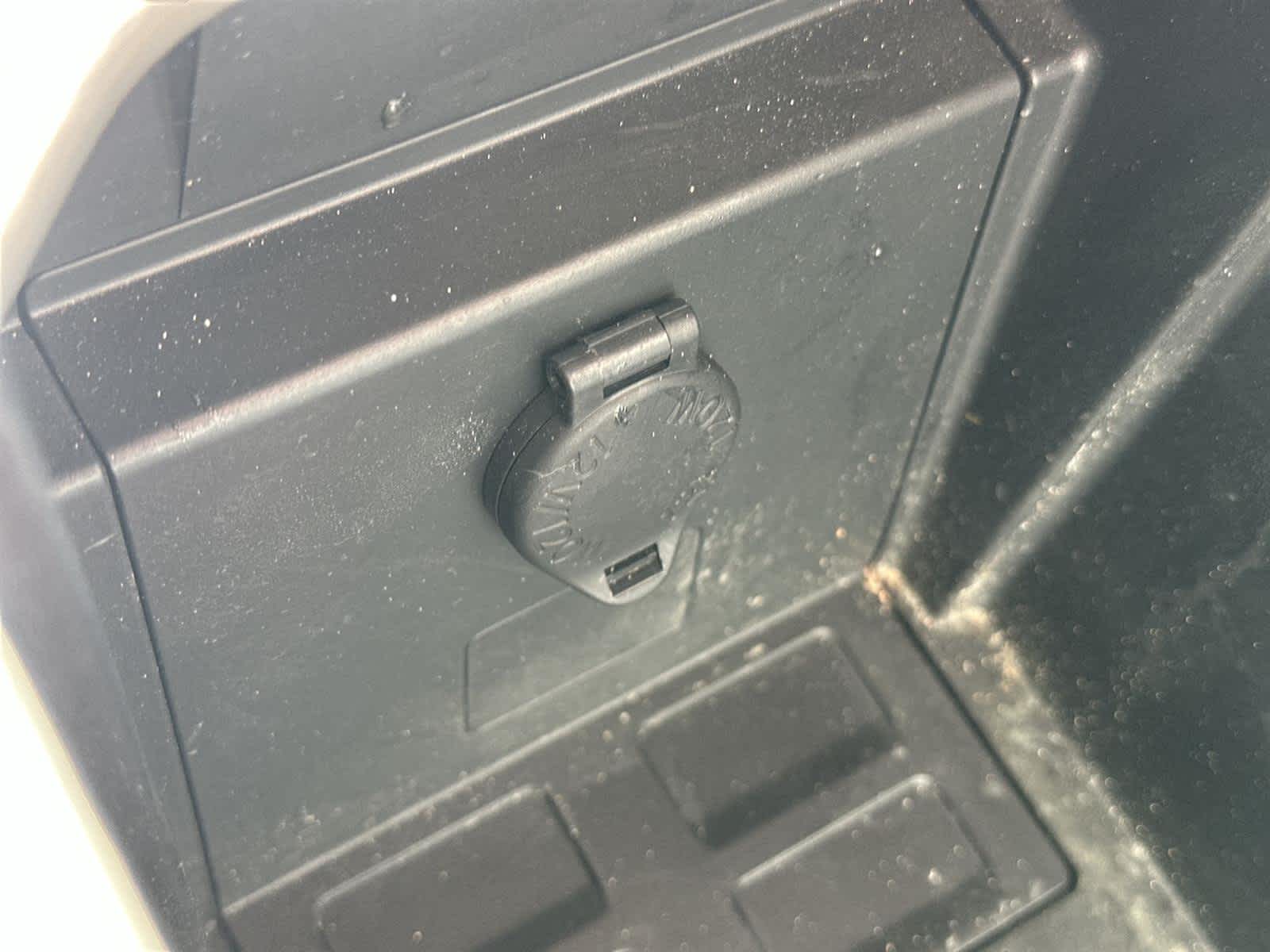 Thumbnail: 2014 Toyota RAV4 - 31