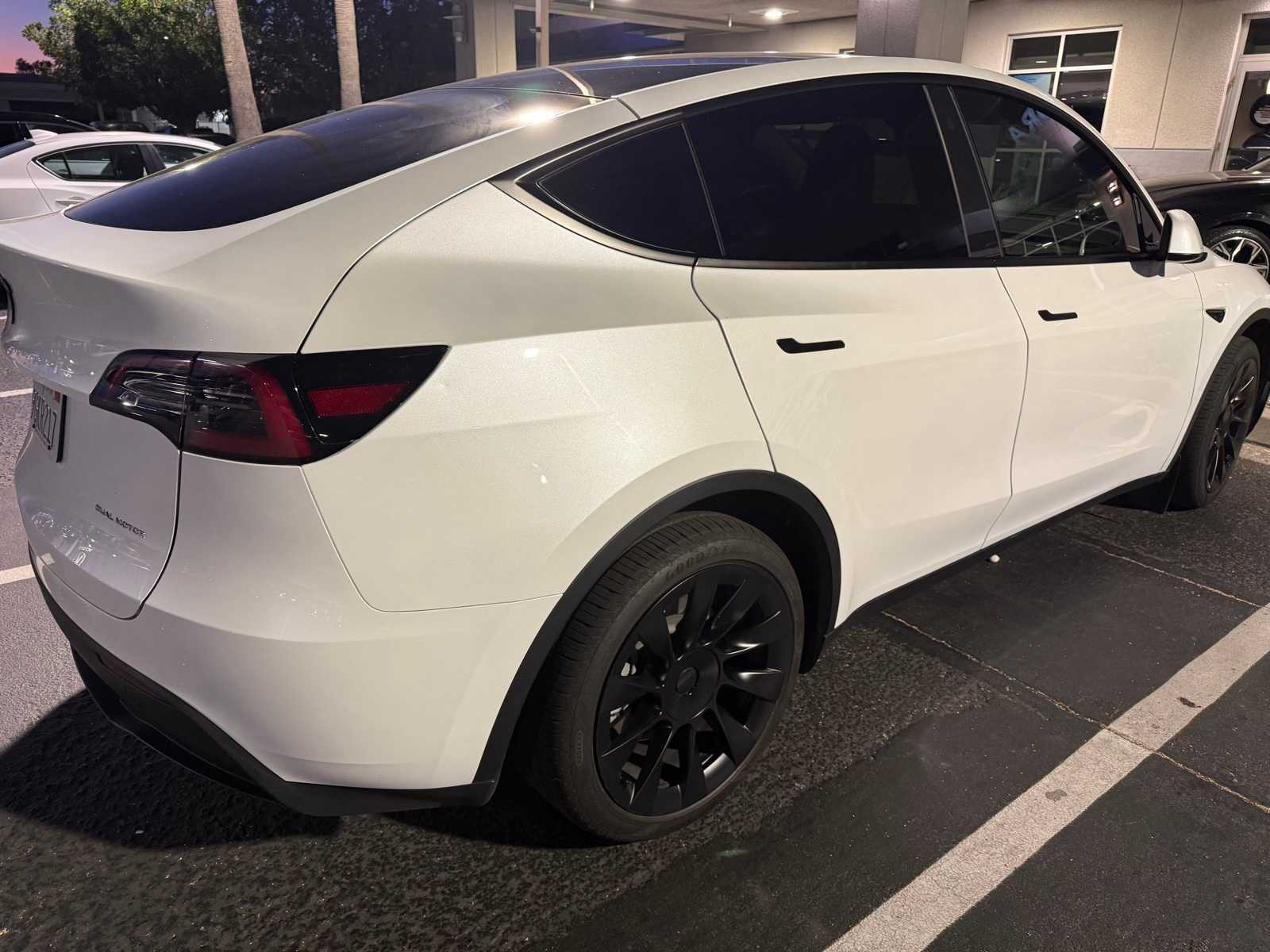 Thumbnail: 2023 Tesla Model Y - 5