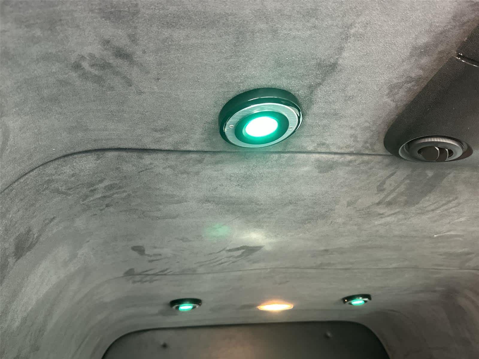 Thumbnail: 2015 Mercedes-Benz Sprinter - 30