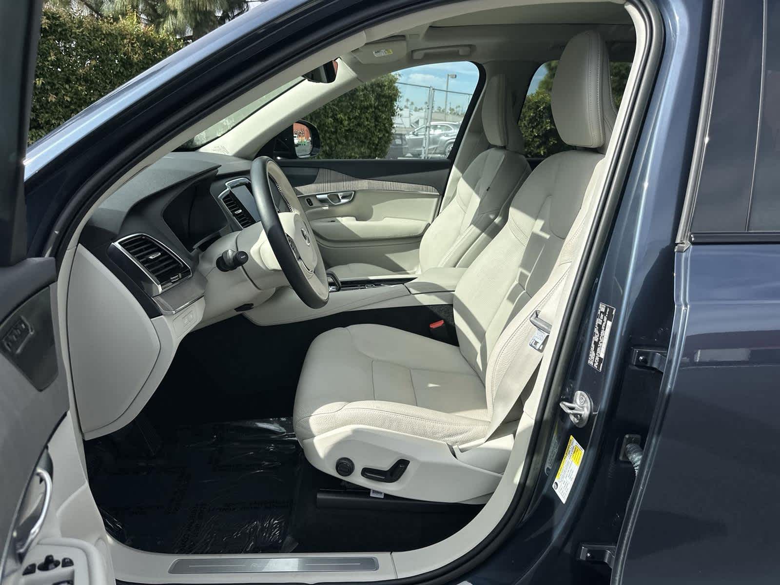 Thumbnail: 2023 Volvo XC90 - 11