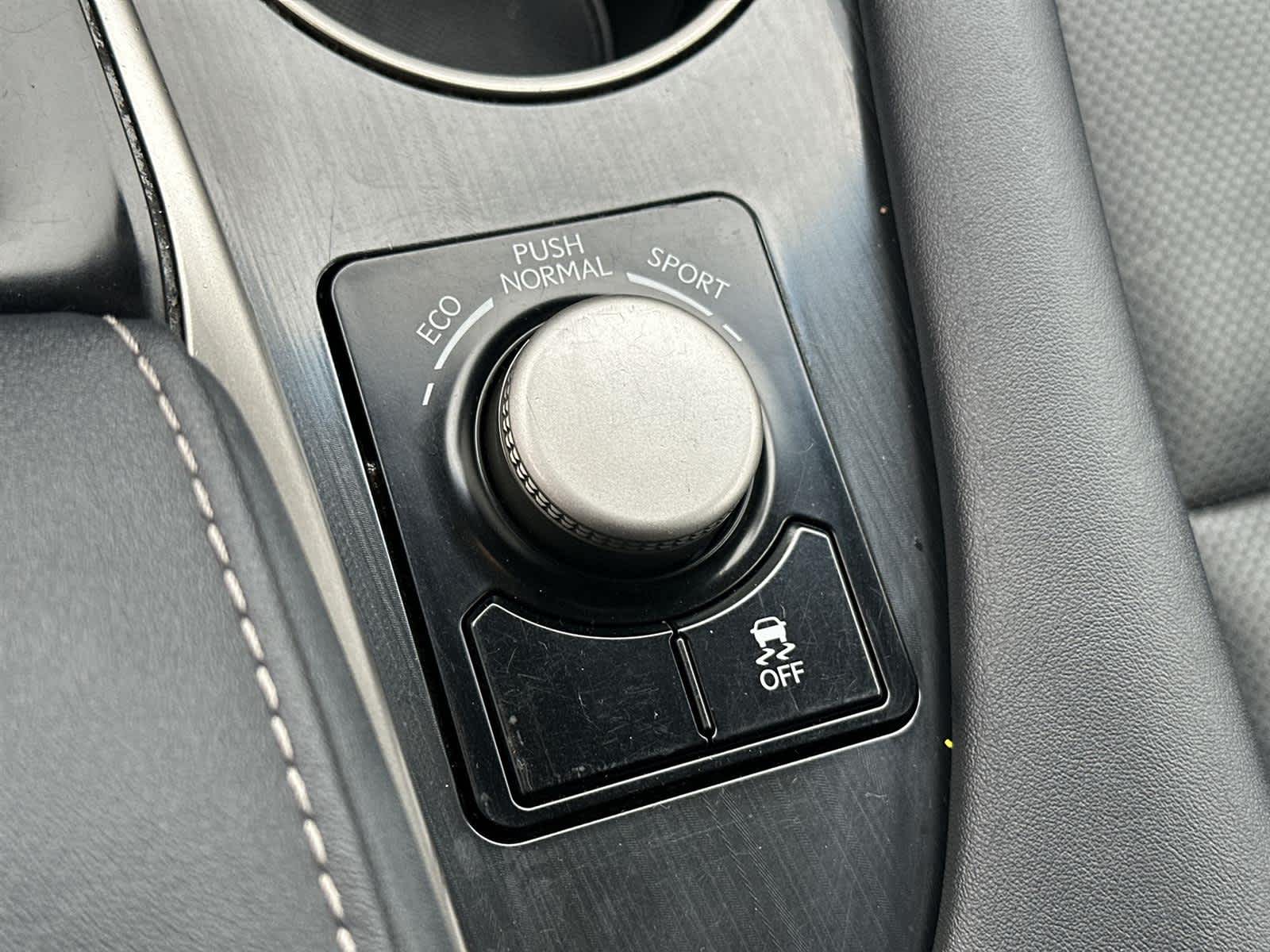 Thumbnail: 2019 Lexus RX - 28