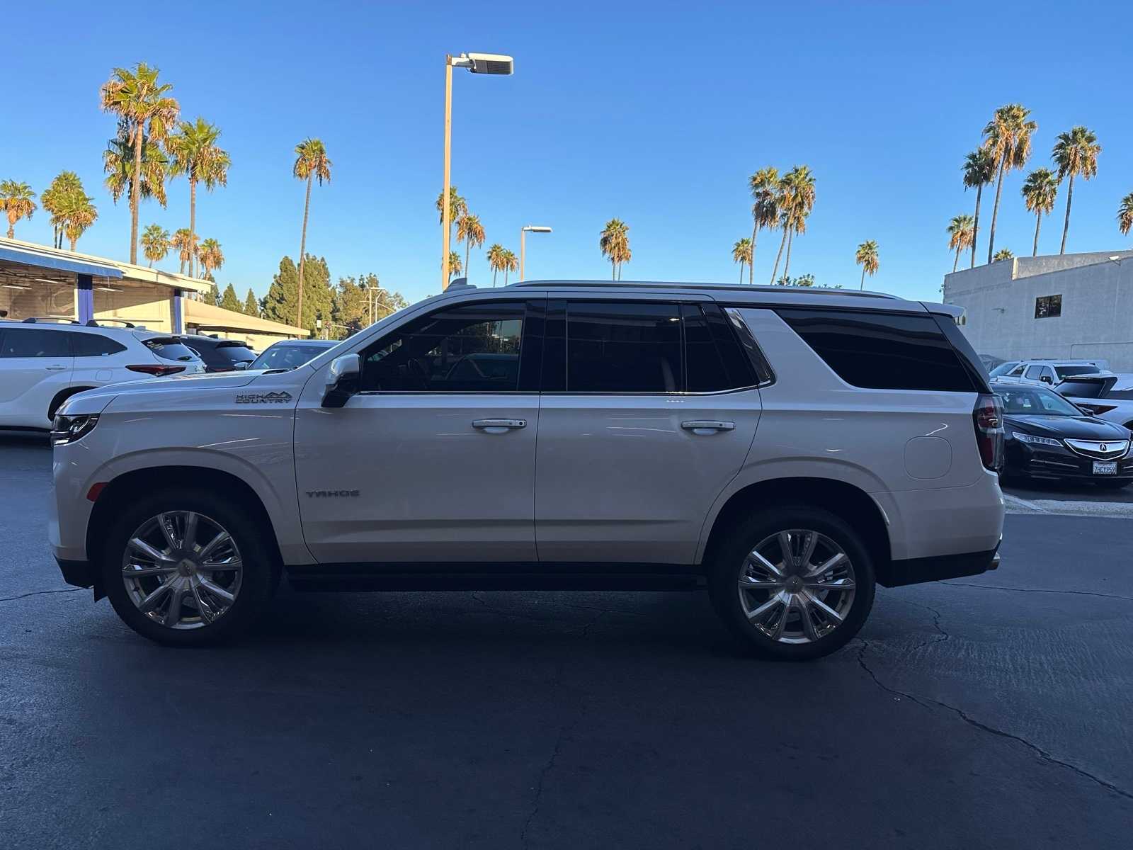 Thumbnail: 2023 Chevrolet Tahoe - 2