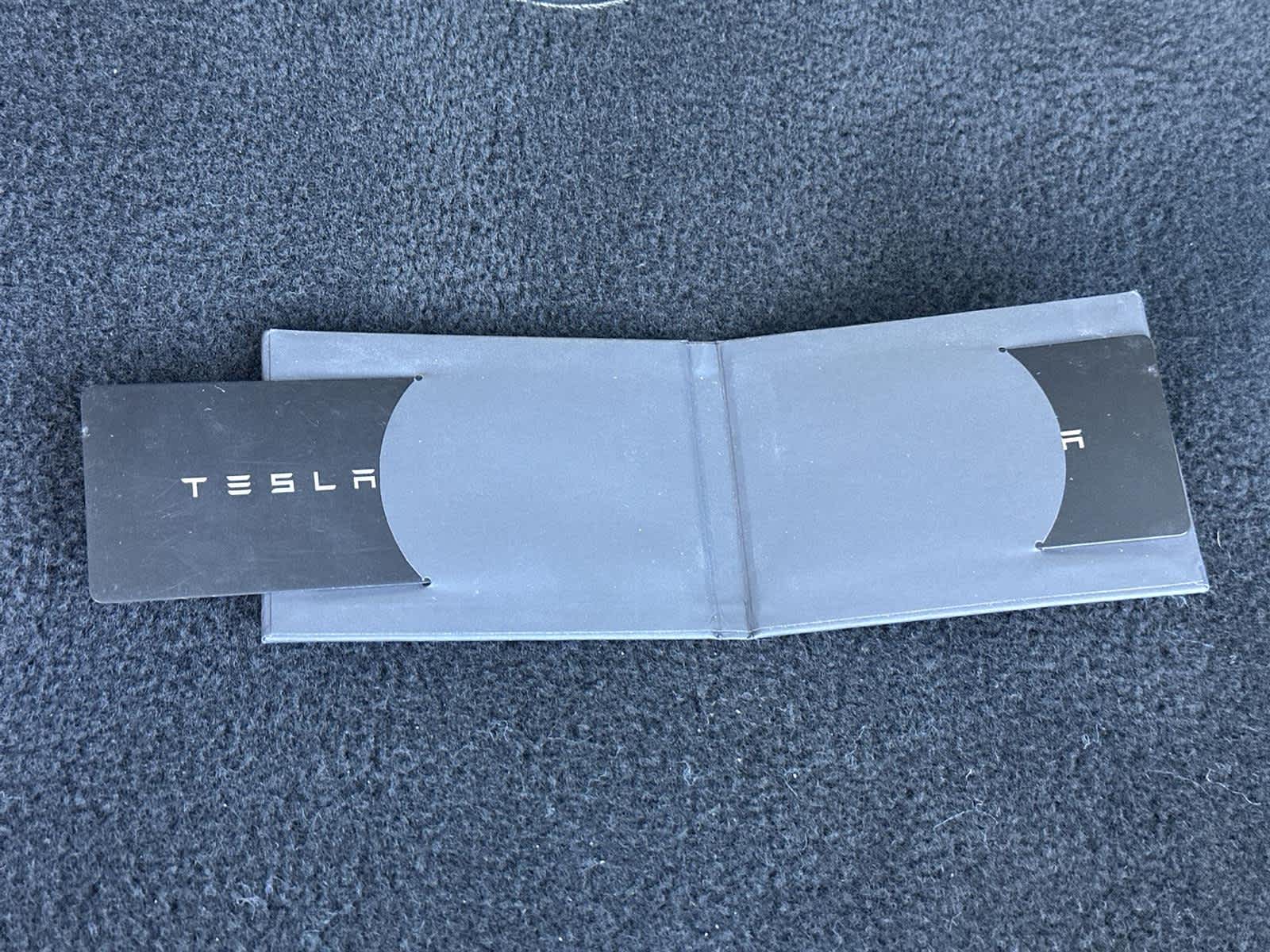 Thumbnail: 2023 Tesla Model X - 21