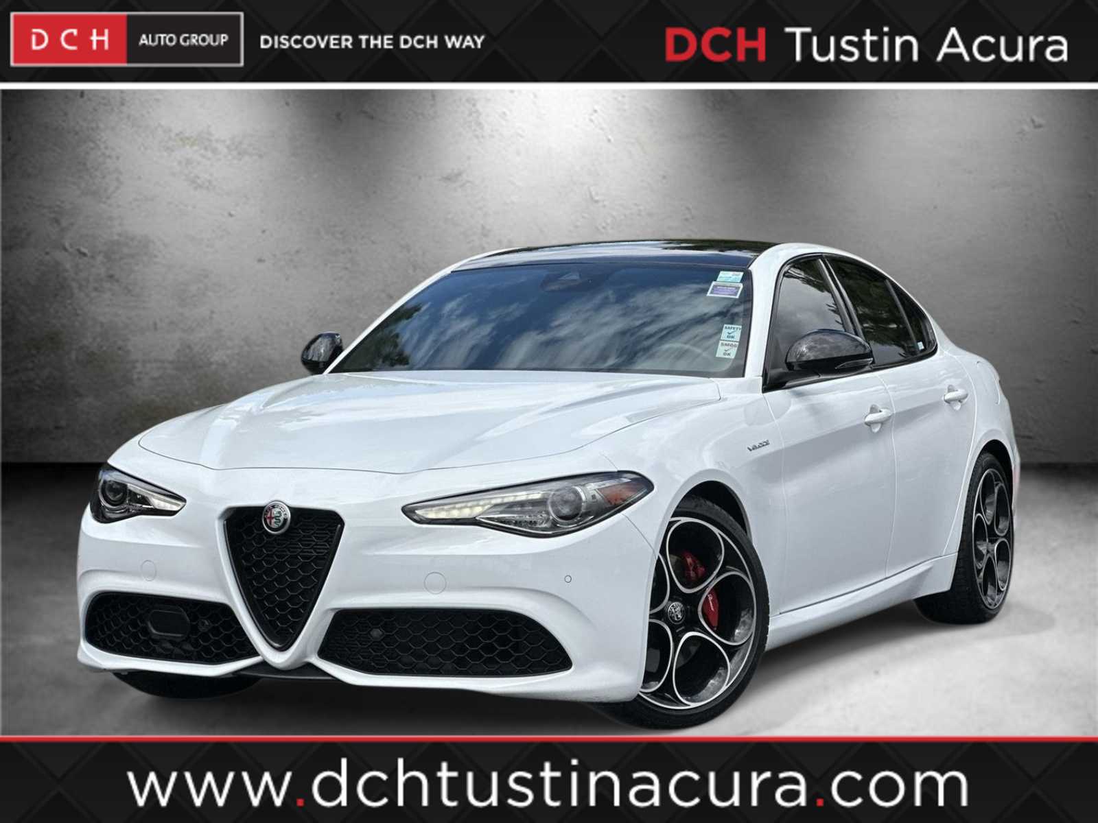 Thumbnail: 2023 Alfa Romeo Giulia - 1