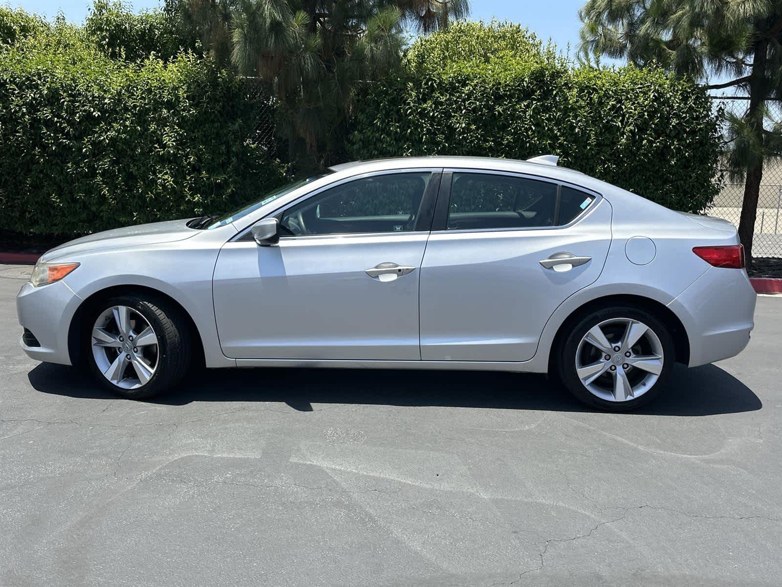Thumbnail: 2013 Acura ILX - 3