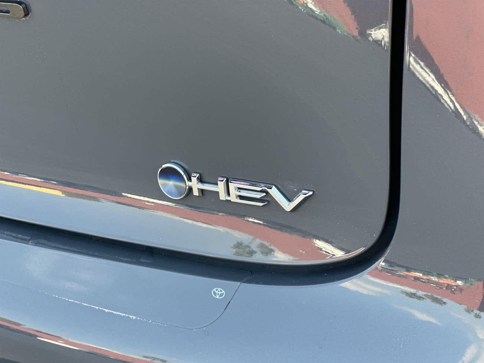 Thumbnail: 2023 Toyota Prius - 7