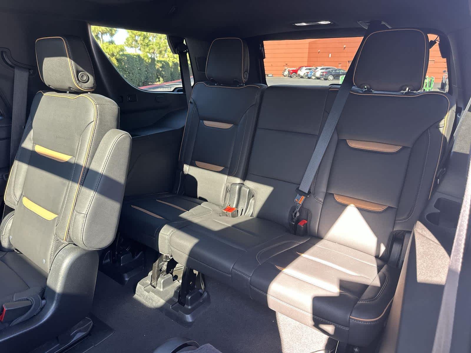 Thumbnail: 2023 GMC Yukon - 32