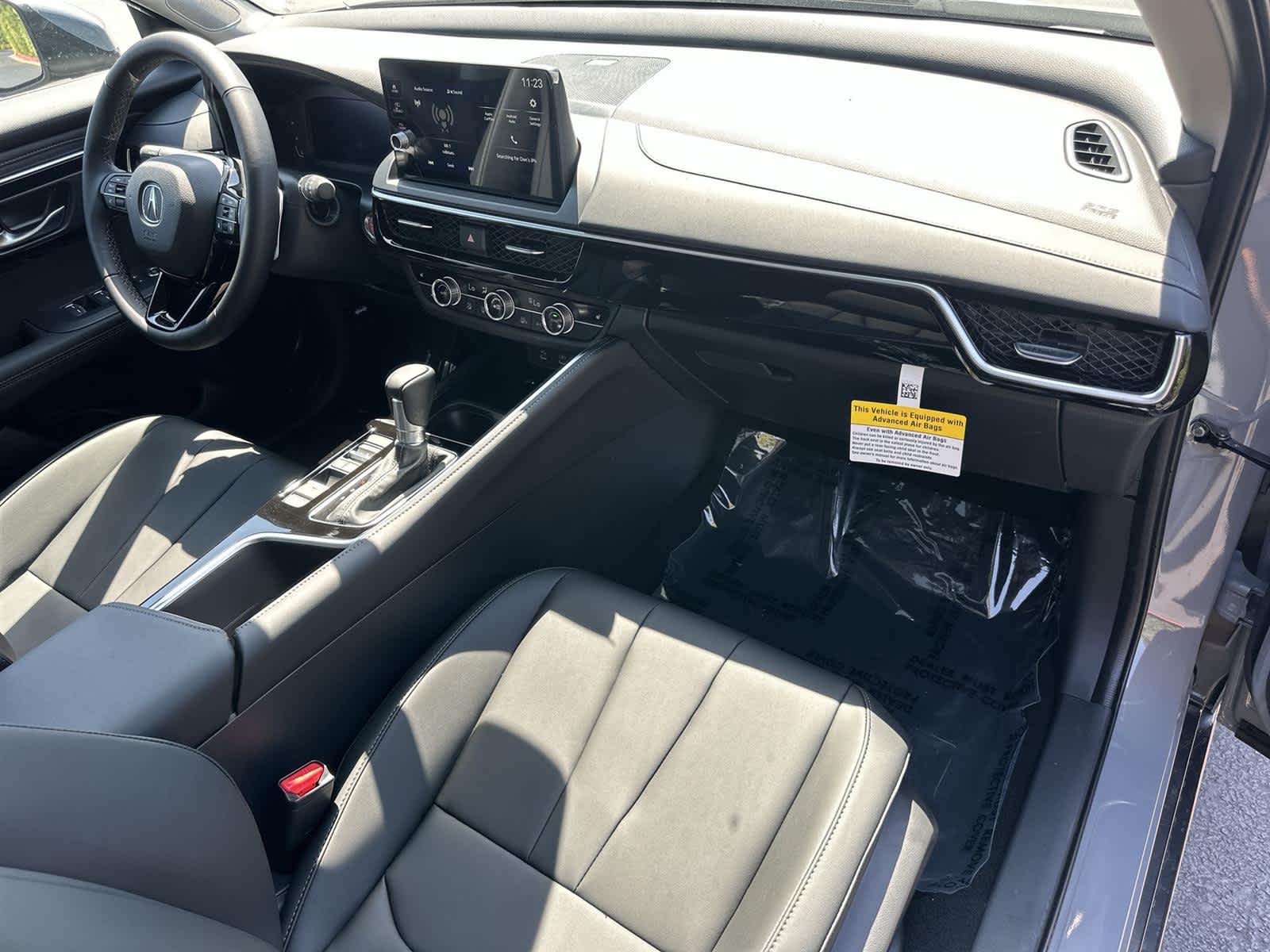 Thumbnail: 2025 Acura ADX - 12