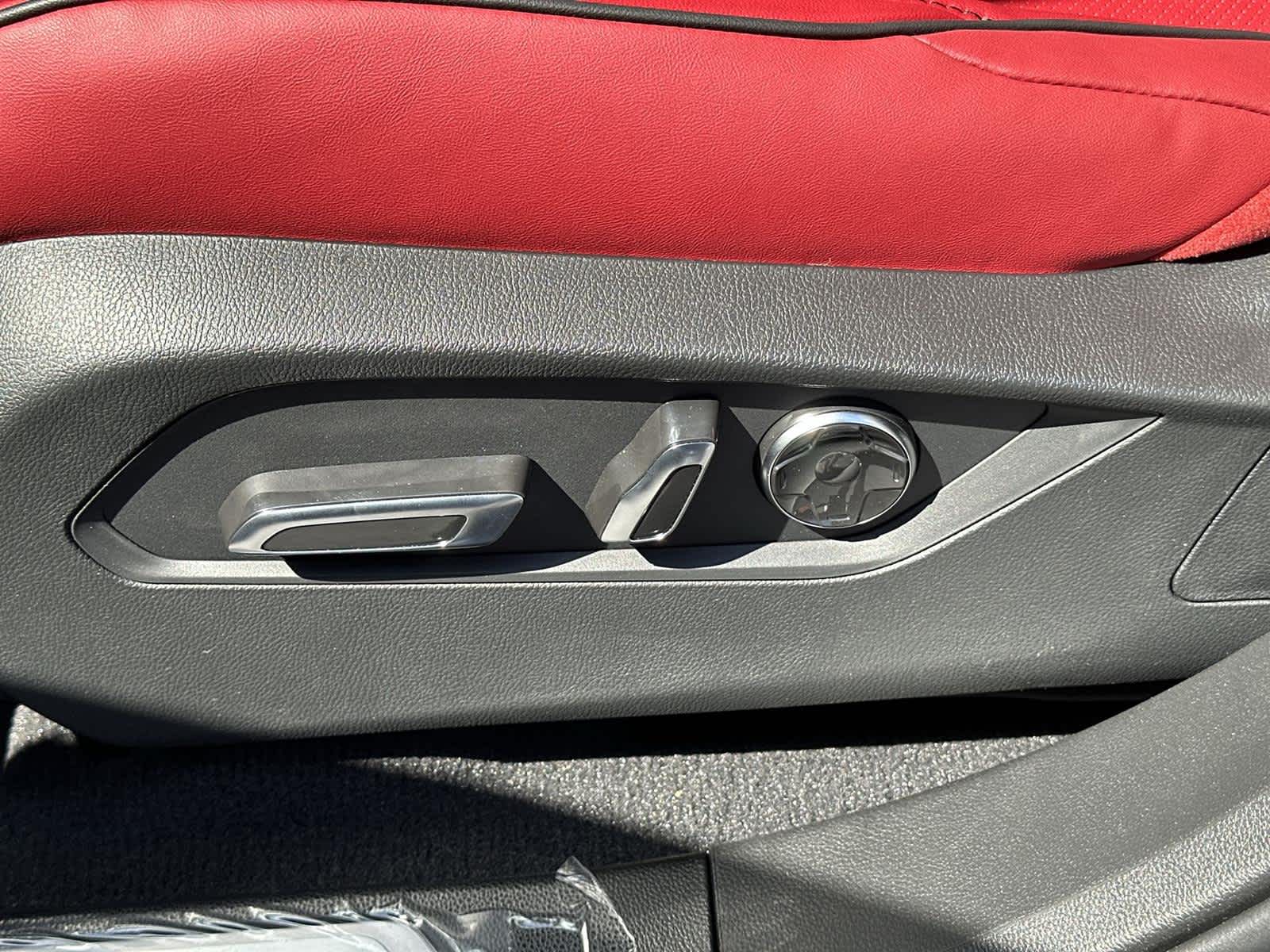 Thumbnail: 2026 Acura RDX - 24