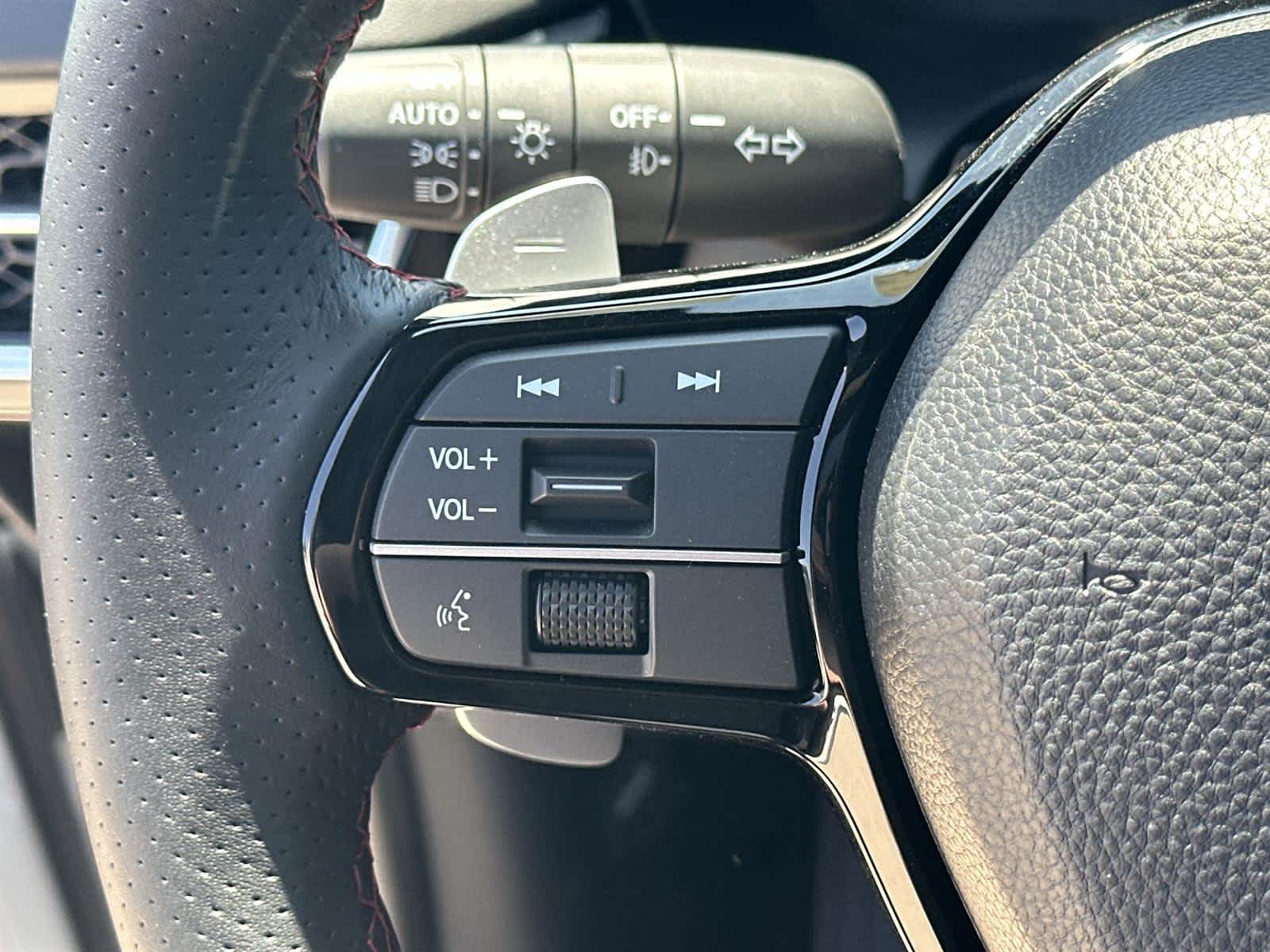 Thumbnail: 2025 Acura ADX - 20