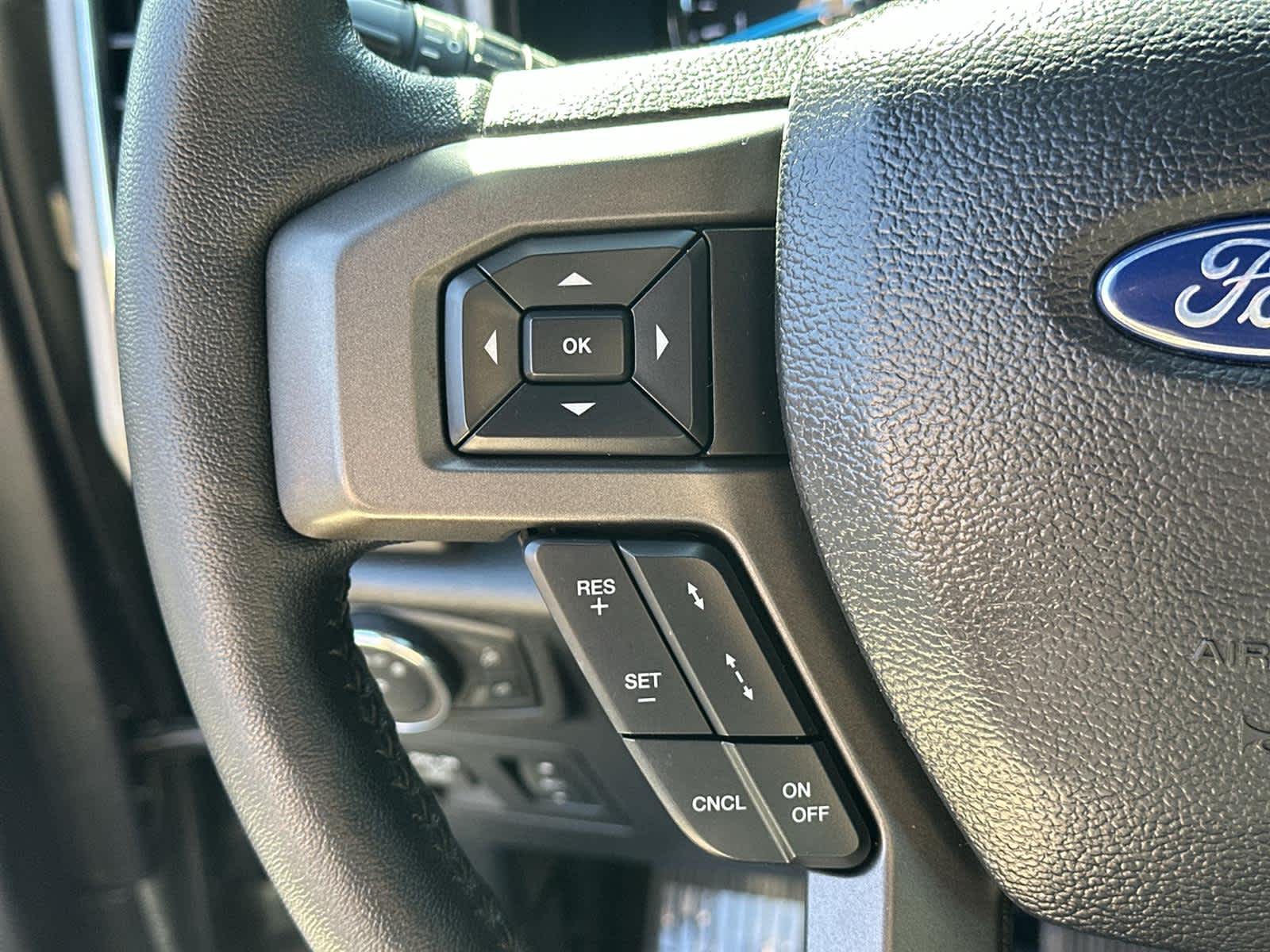 Thumbnail: 2019 Ford Expedition - 23