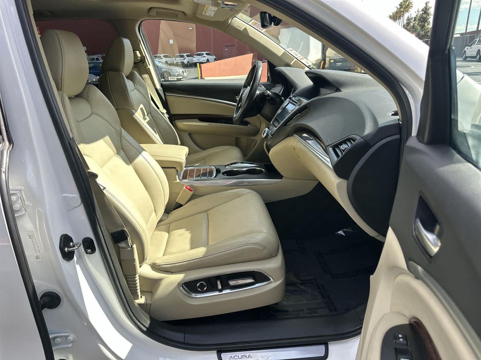 Thumbnail: 2020 Acura MDX - 14