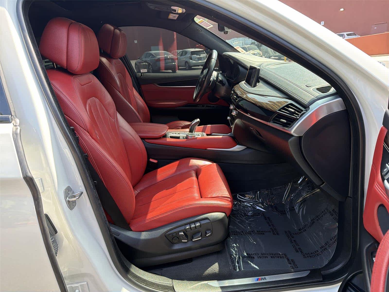 Thumbnail: 2019 BMW X6 - 15