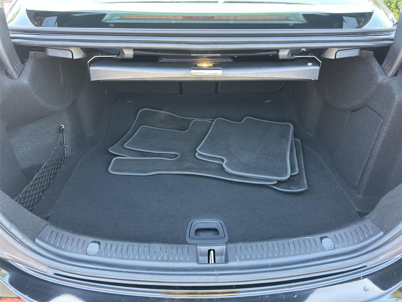 Thumbnail: 2019 Mercedes-Benz E-Class - 20