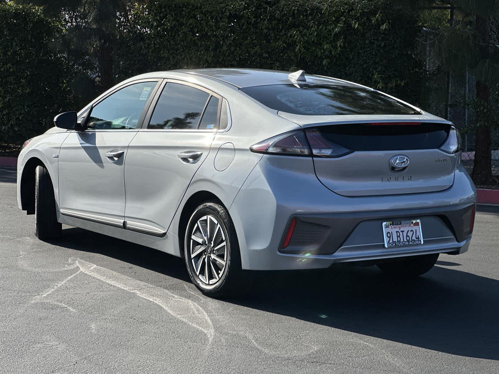 Thumbnail: 2020 Hyundai Ioniq - 4