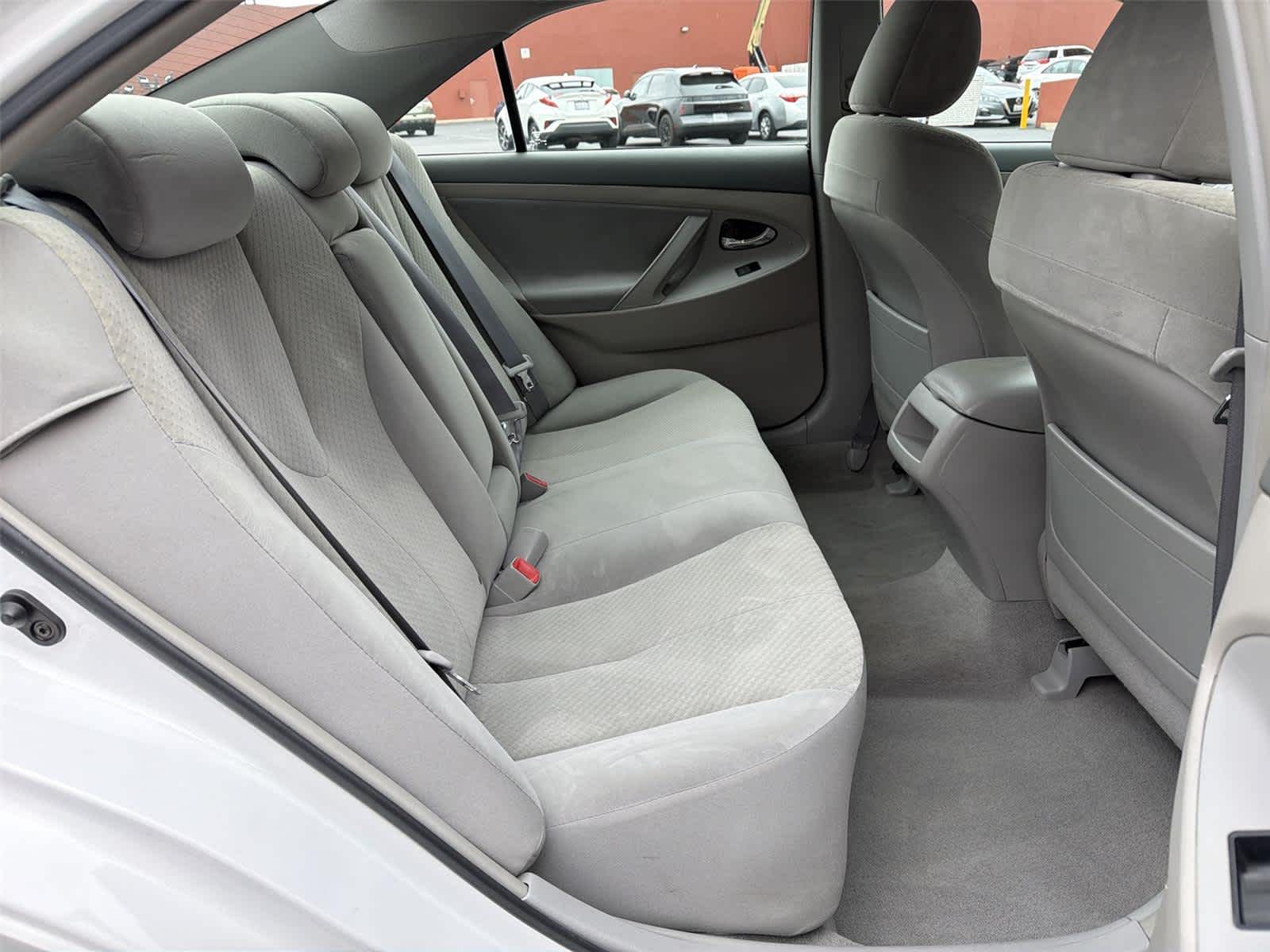 Thumbnail: 2009 Toyota Camry - 14