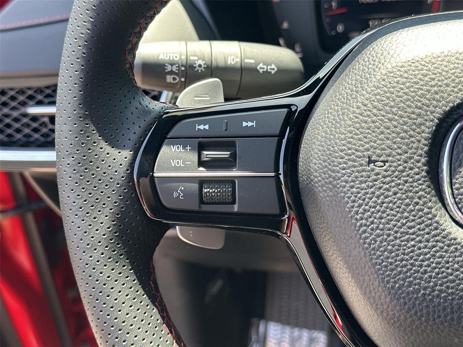 Thumbnail: 2025 Acura ADX - 23