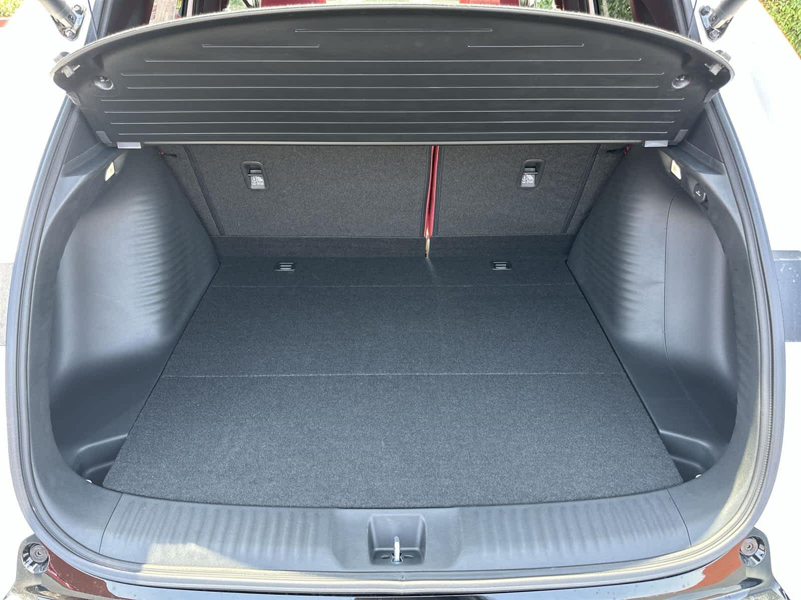 Thumbnail: 2025 Acura ADX - 19