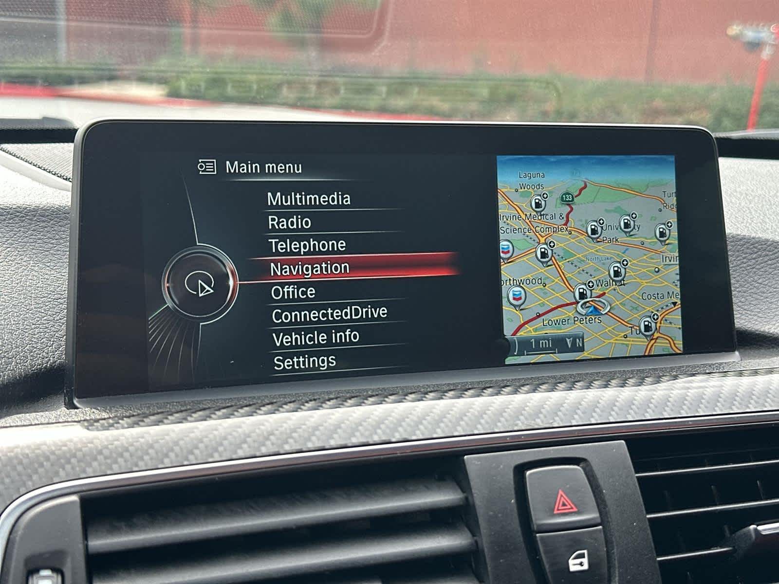 Thumbnail: 2016 BMW M4 - 32