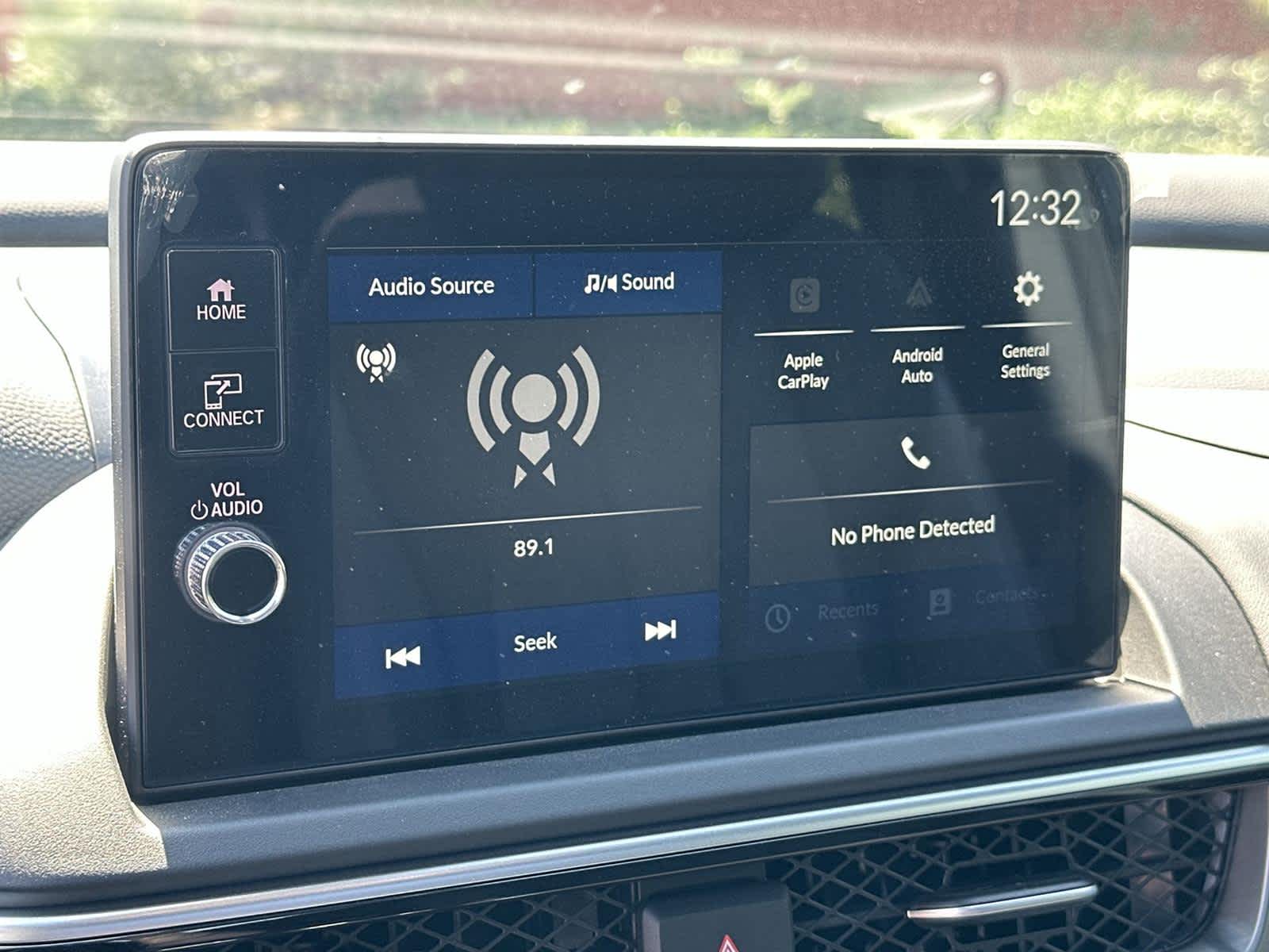 Thumbnail: 2025 Acura ADX - 28