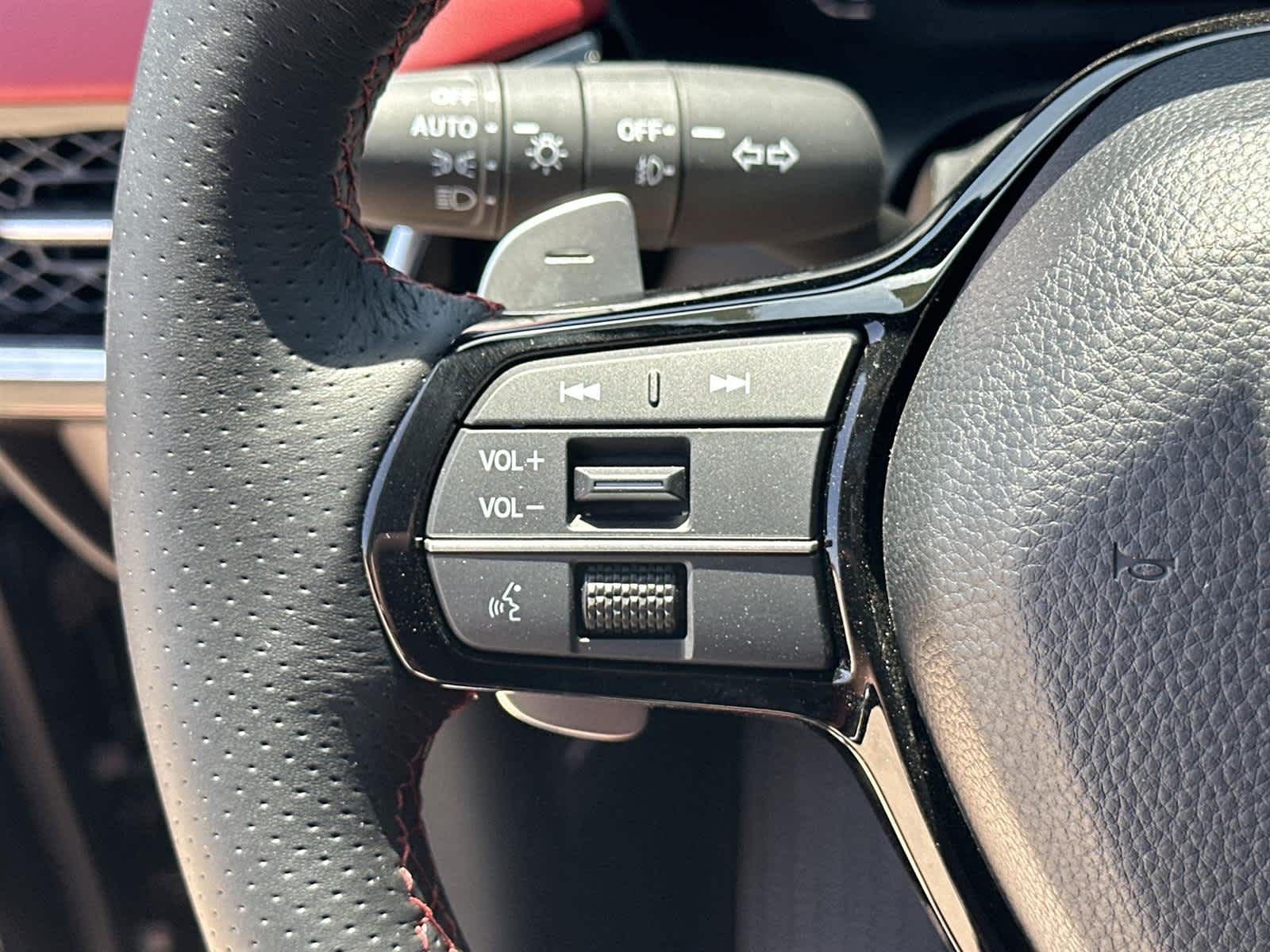 Thumbnail: 2025 Acura ADX - 21