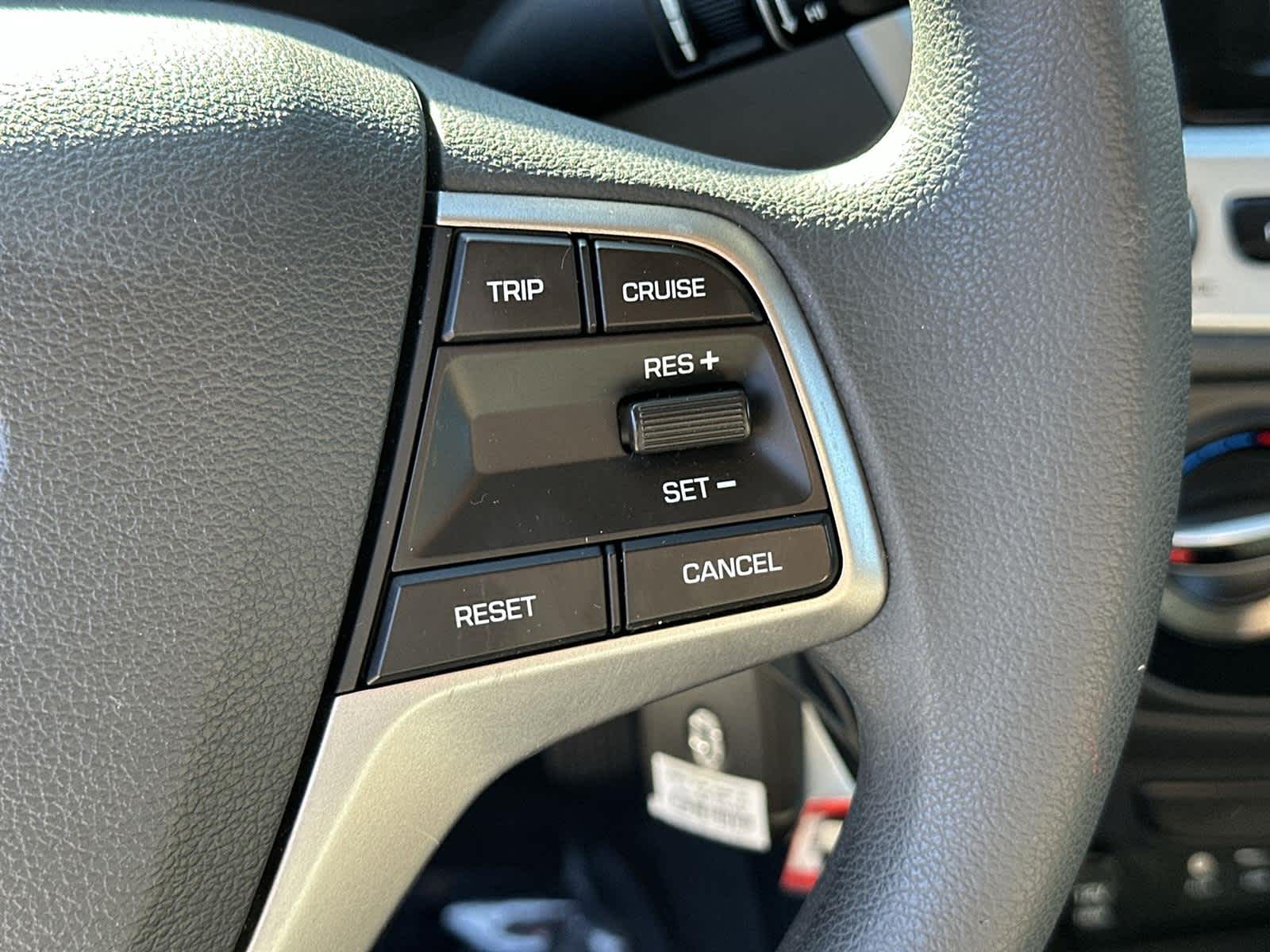 Thumbnail: 2022 Hyundai Accent - 23