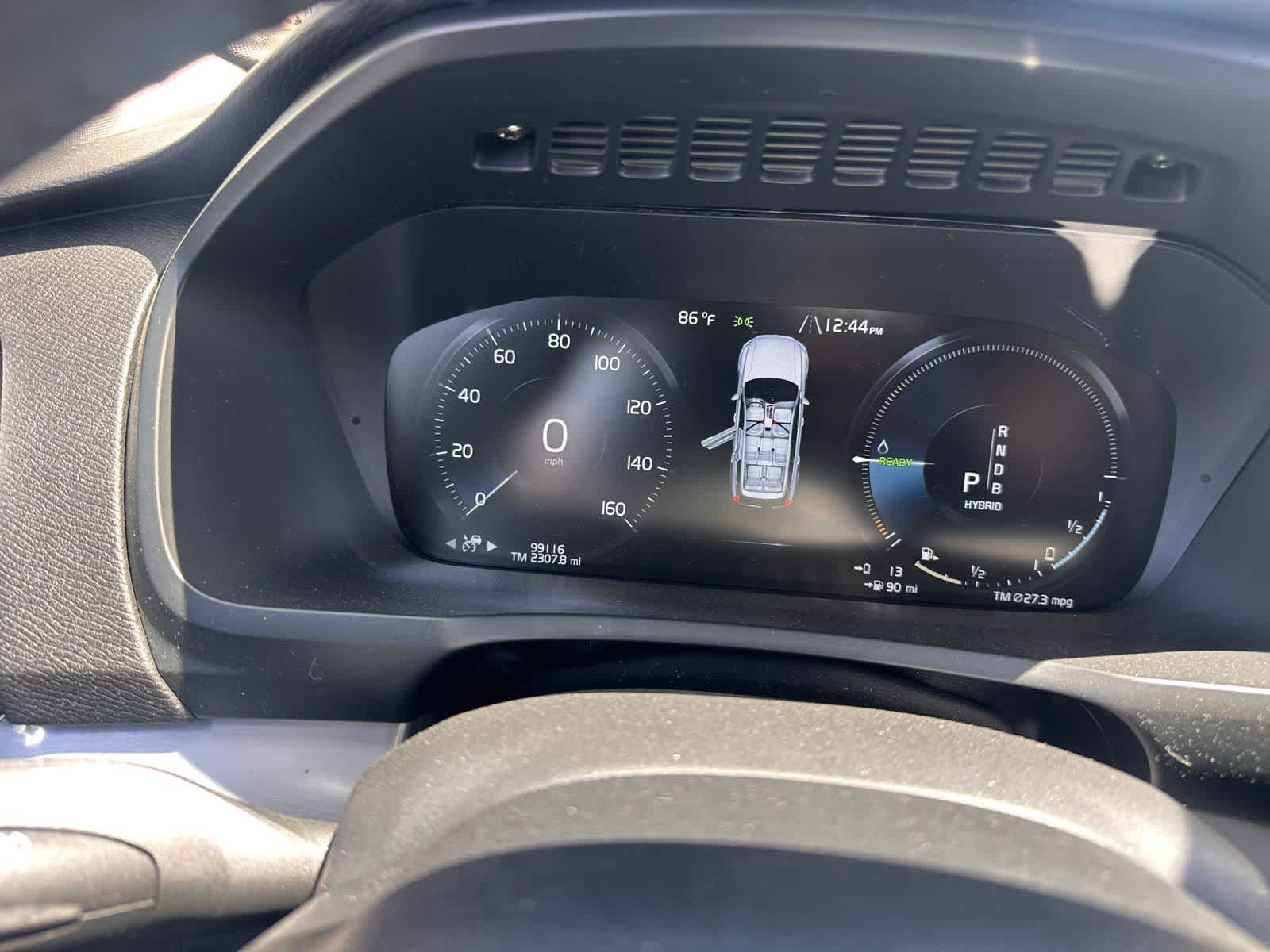 Thumbnail: 2016 Volvo XC90 - 18