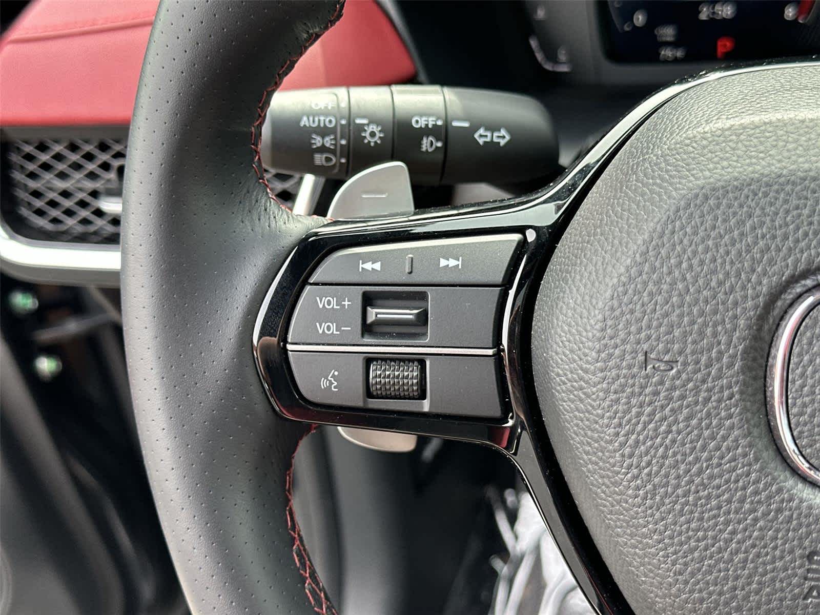 Thumbnail: 2025 Acura ADX - 23