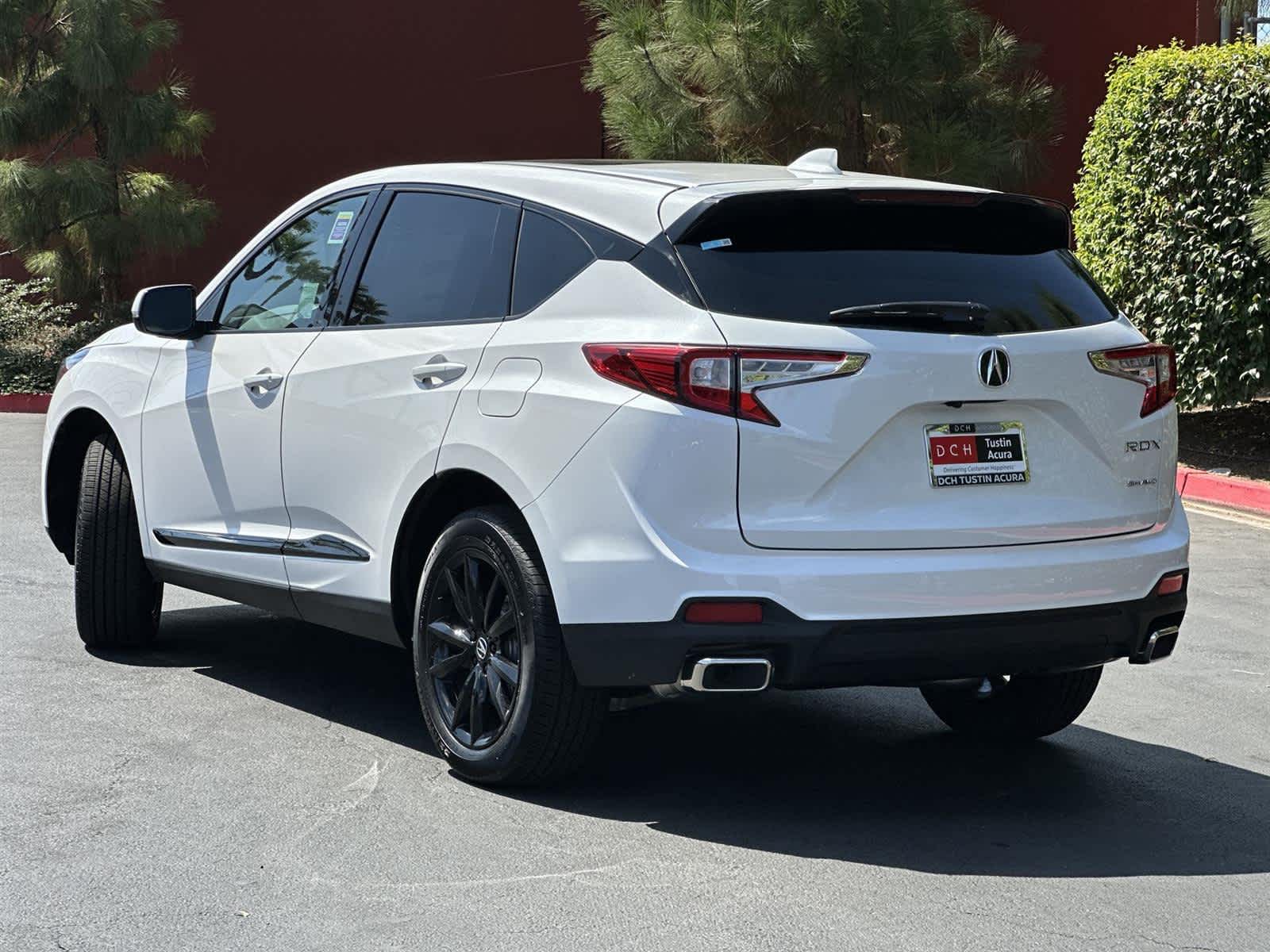 Thumbnail: 2025 Acura RDX - 4
