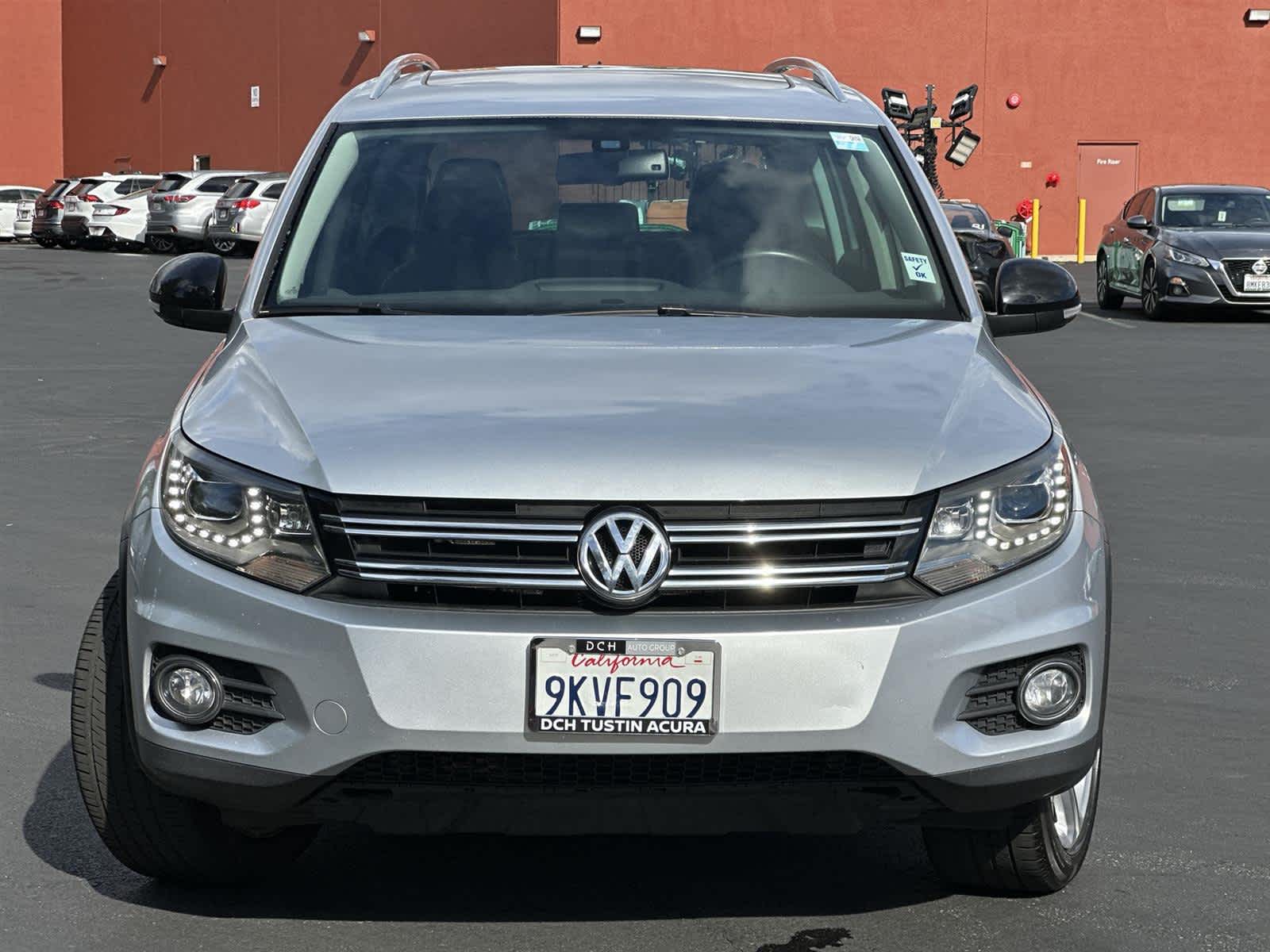 Thumbnail: 2017 Volkswagen Tiguan - 6