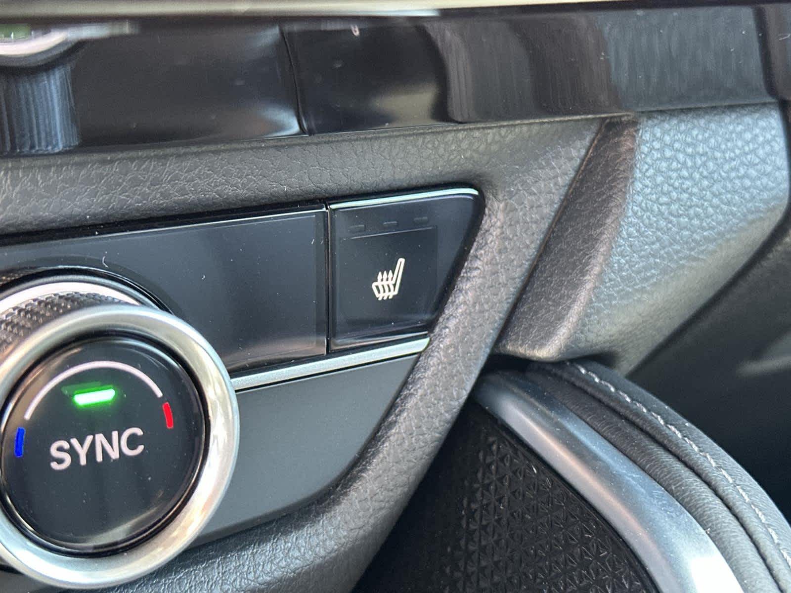 Thumbnail: 2025 Acura ADX - 24