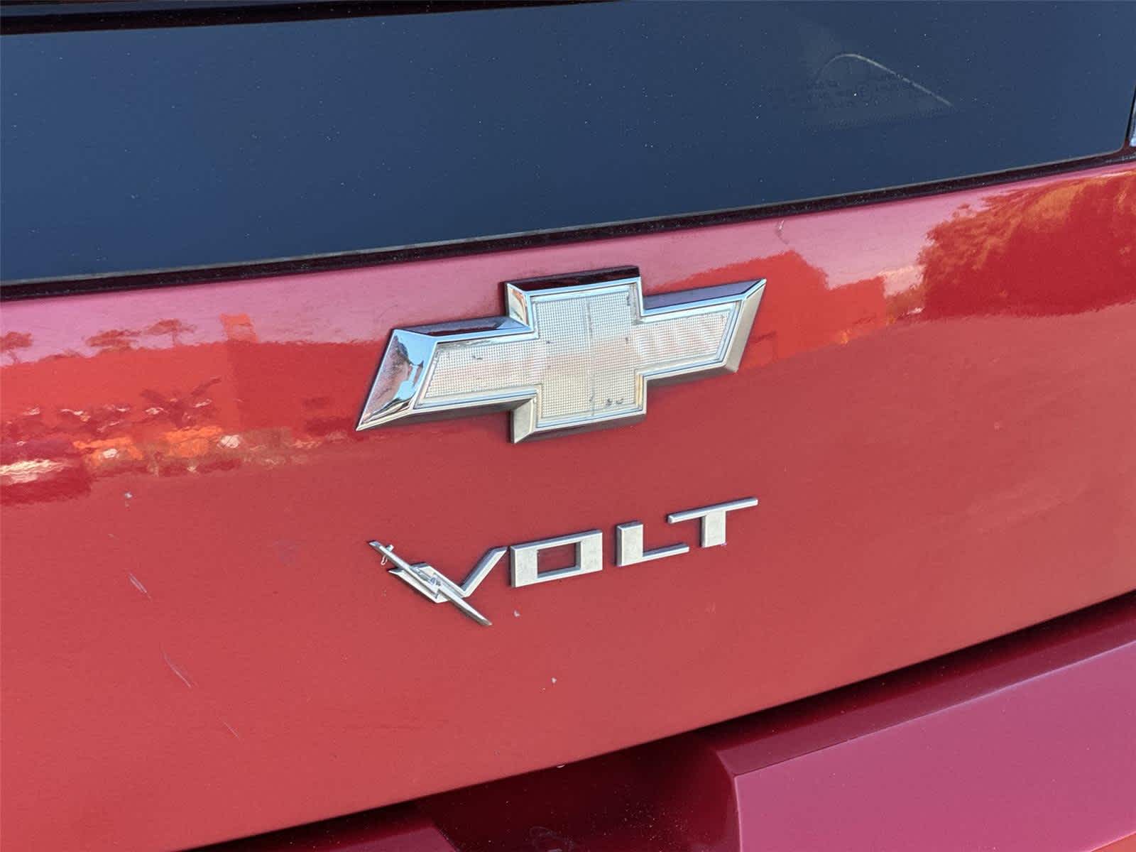 Thumbnail: 2013 Chevrolet Volt - 8
