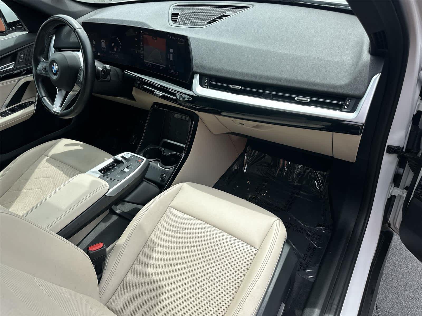Thumbnail: 2023 BMW X1 - 13