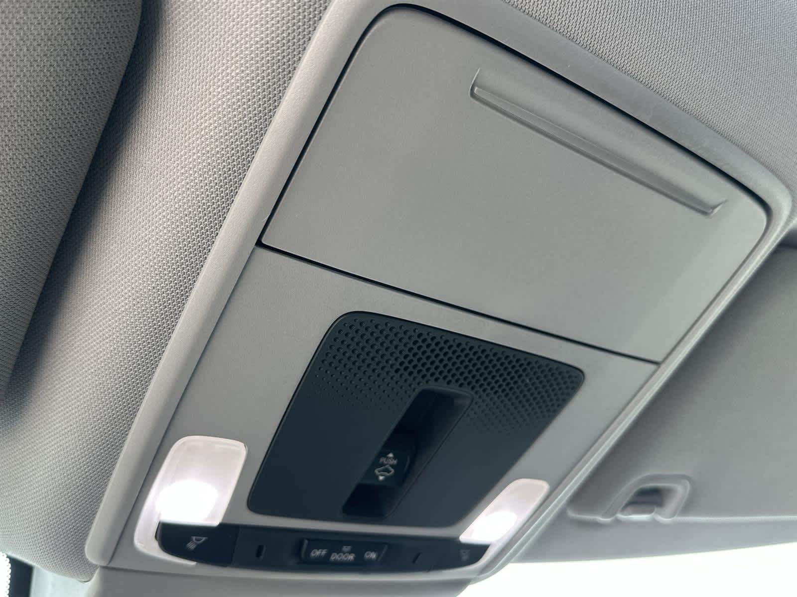 Thumbnail: 2025 Acura Integra - 30