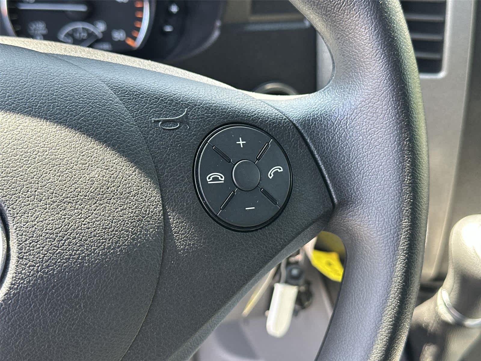 Thumbnail: 2015 Mercedes-Benz Sprinter - 25