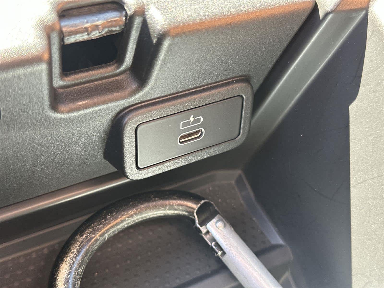 Thumbnail: 2023 BMW 3 Series - 29