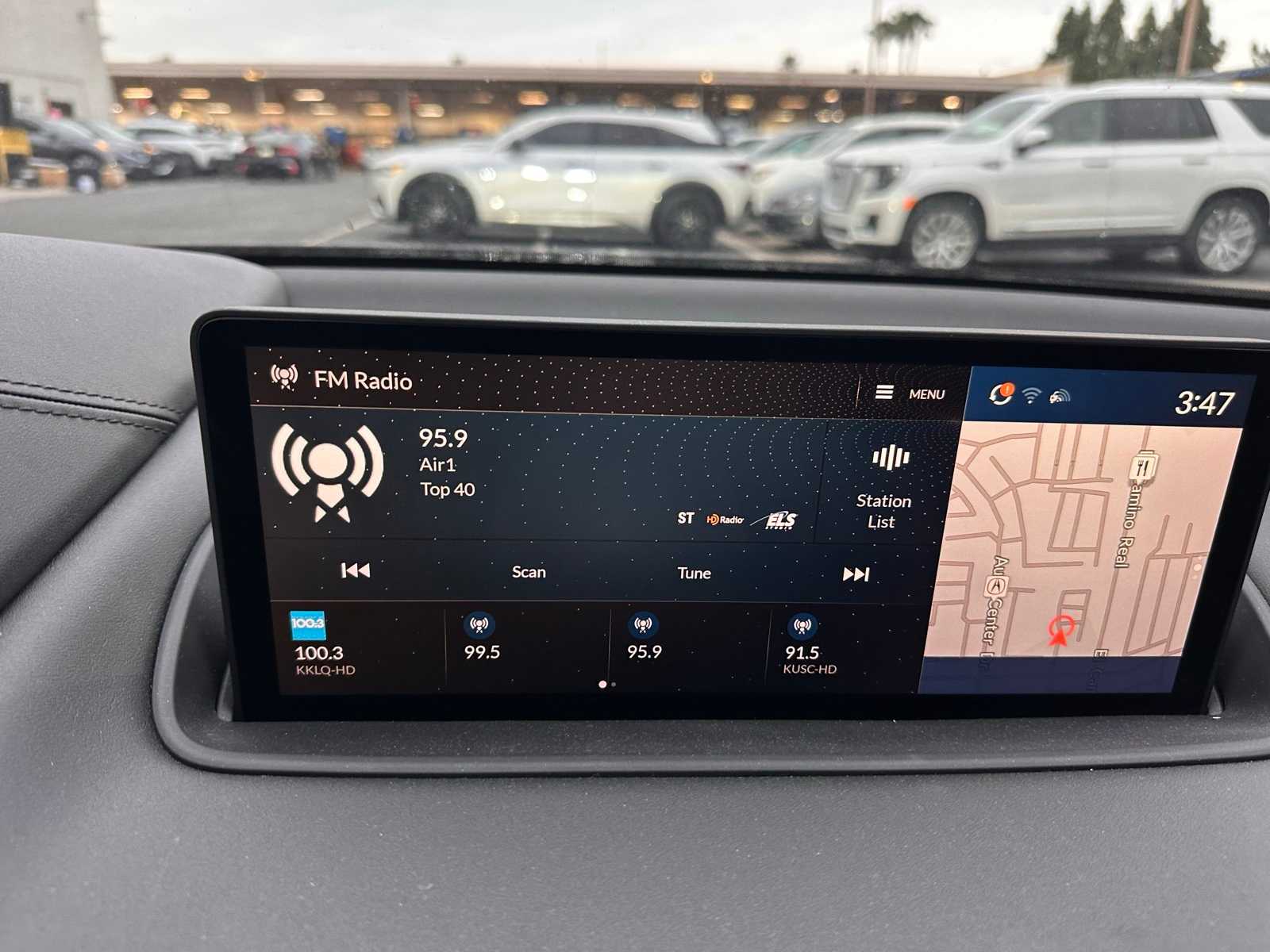 Thumbnail: 2023 Acura MDX - 17