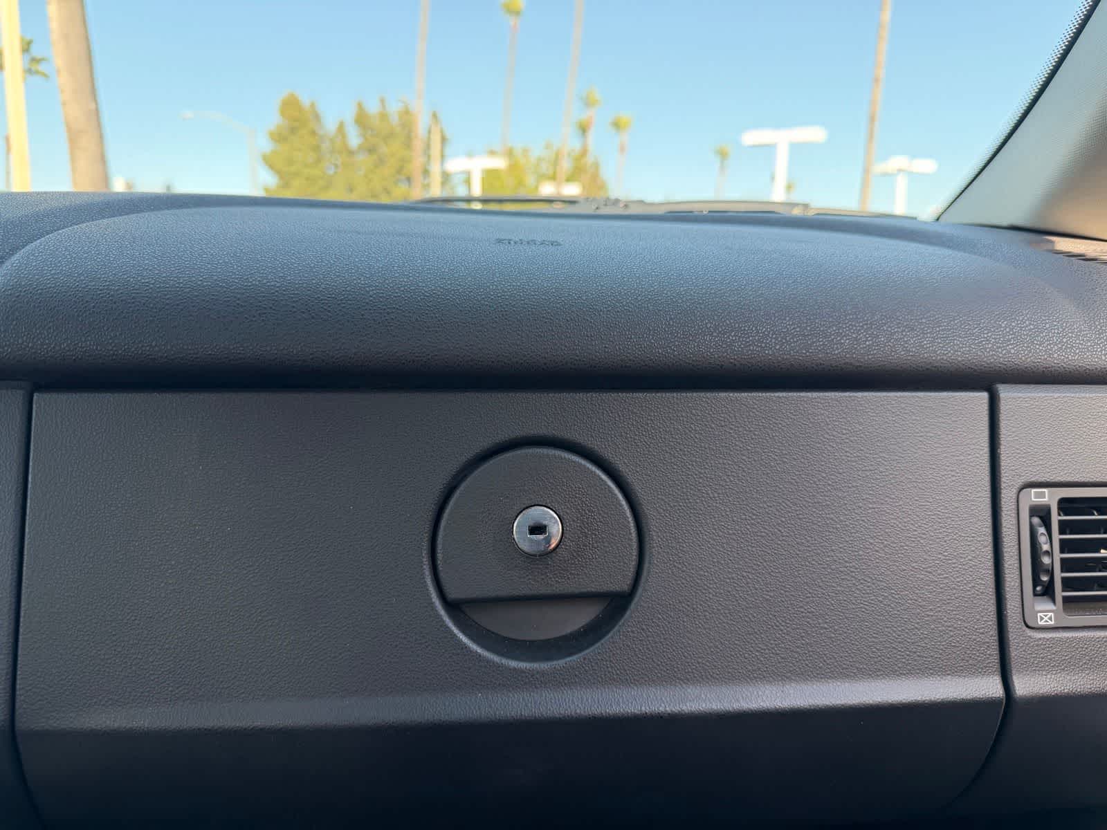 Thumbnail: 2005 Chrysler Crossfire - 13