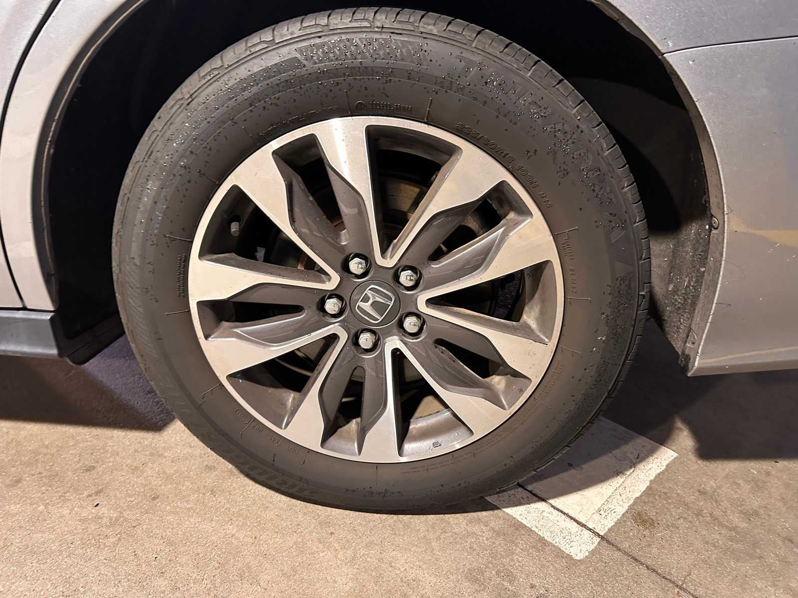 Thumbnail: 2023 Honda Odyssey - 22