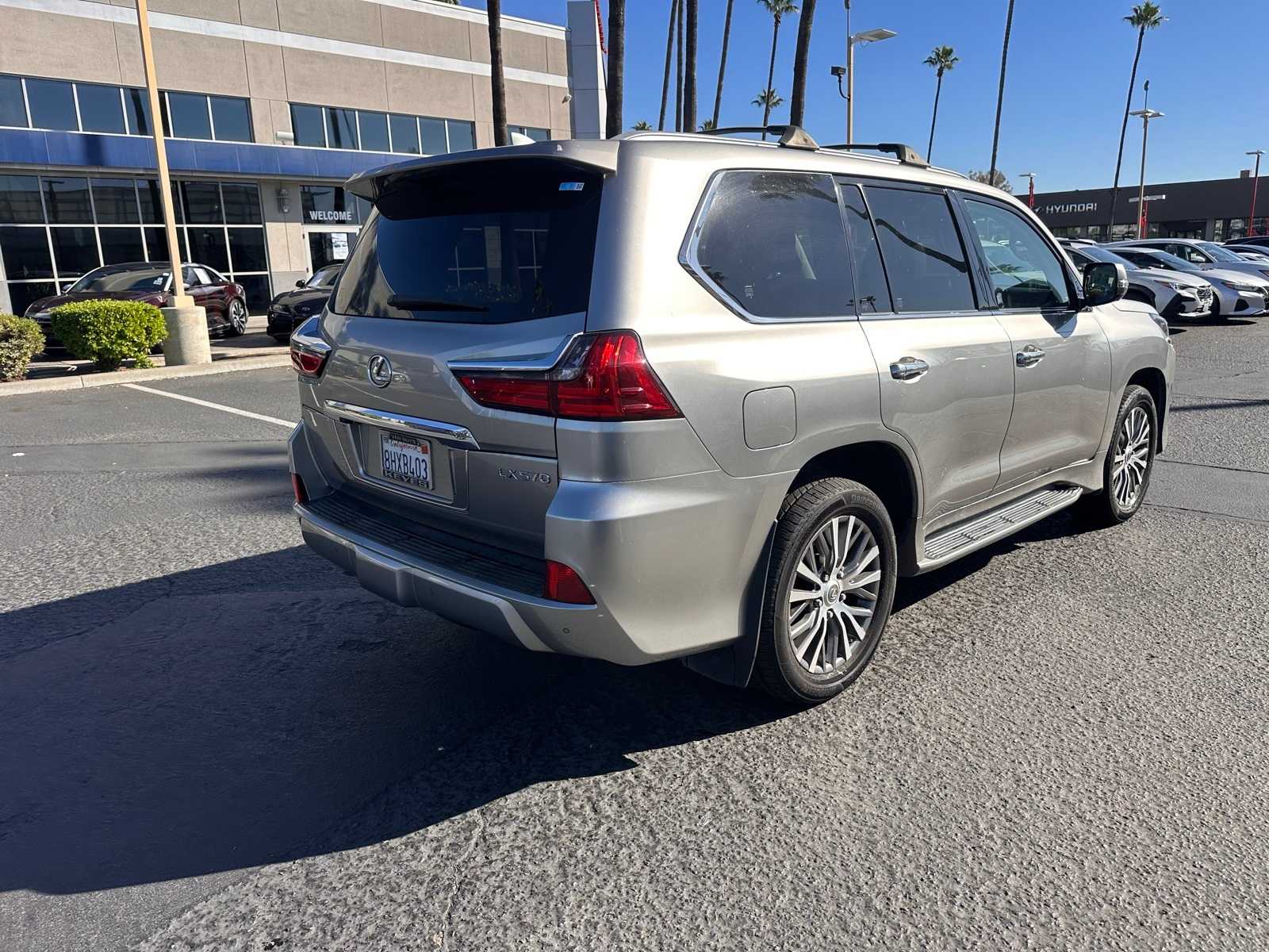 Thumbnail: 2019 Lexus LX - 5