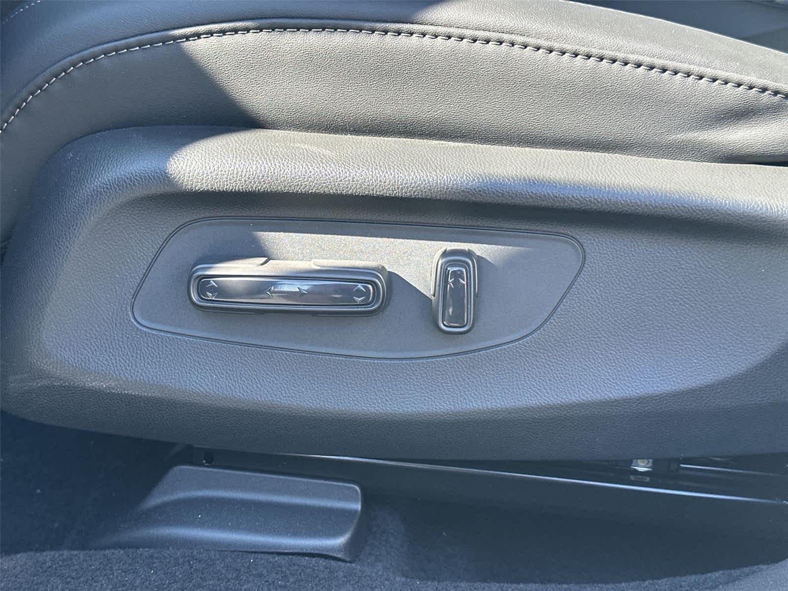 Thumbnail: 2026 Acura ADX - 22