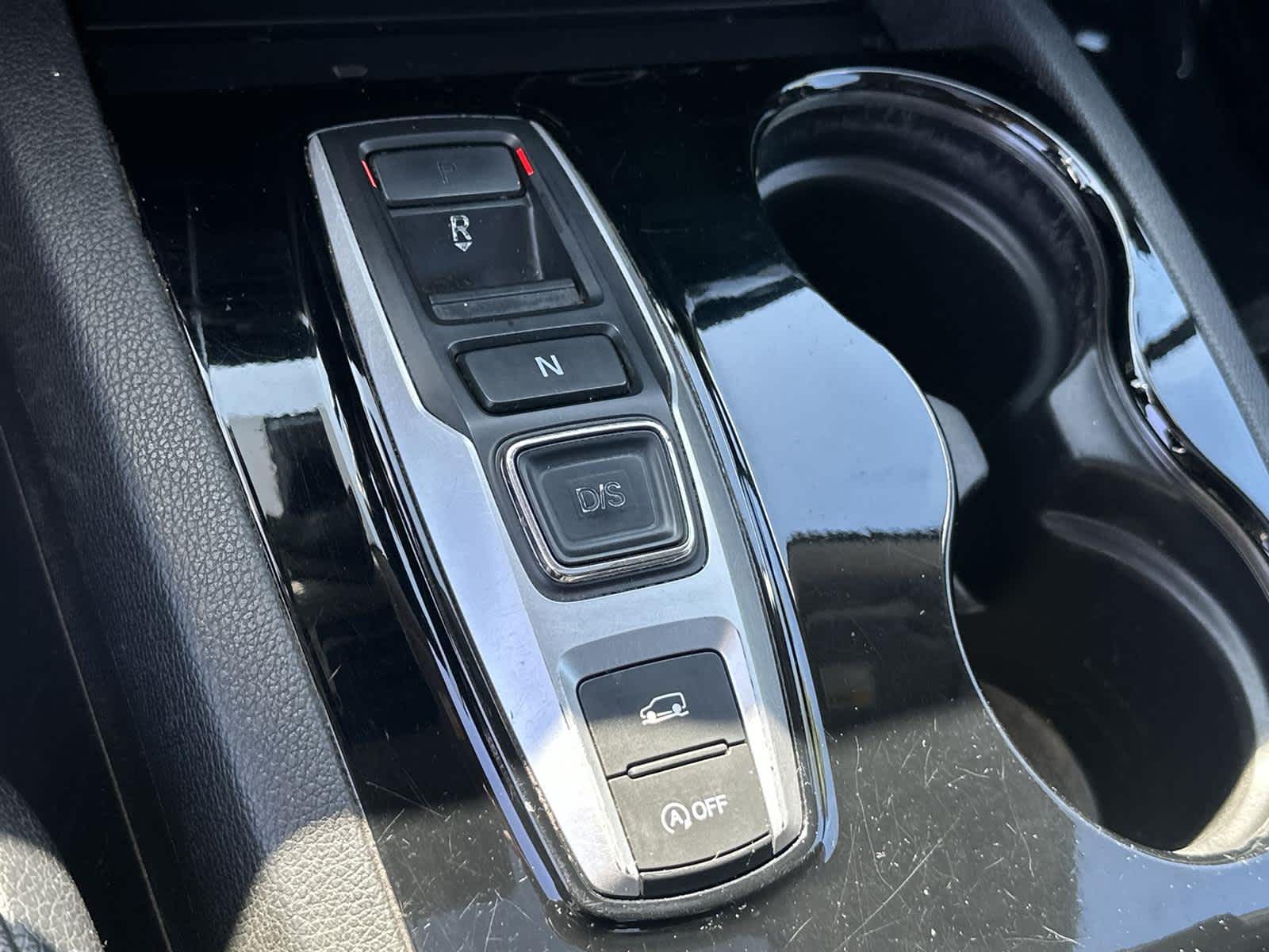 Thumbnail: 2017 Honda Pilot - 18