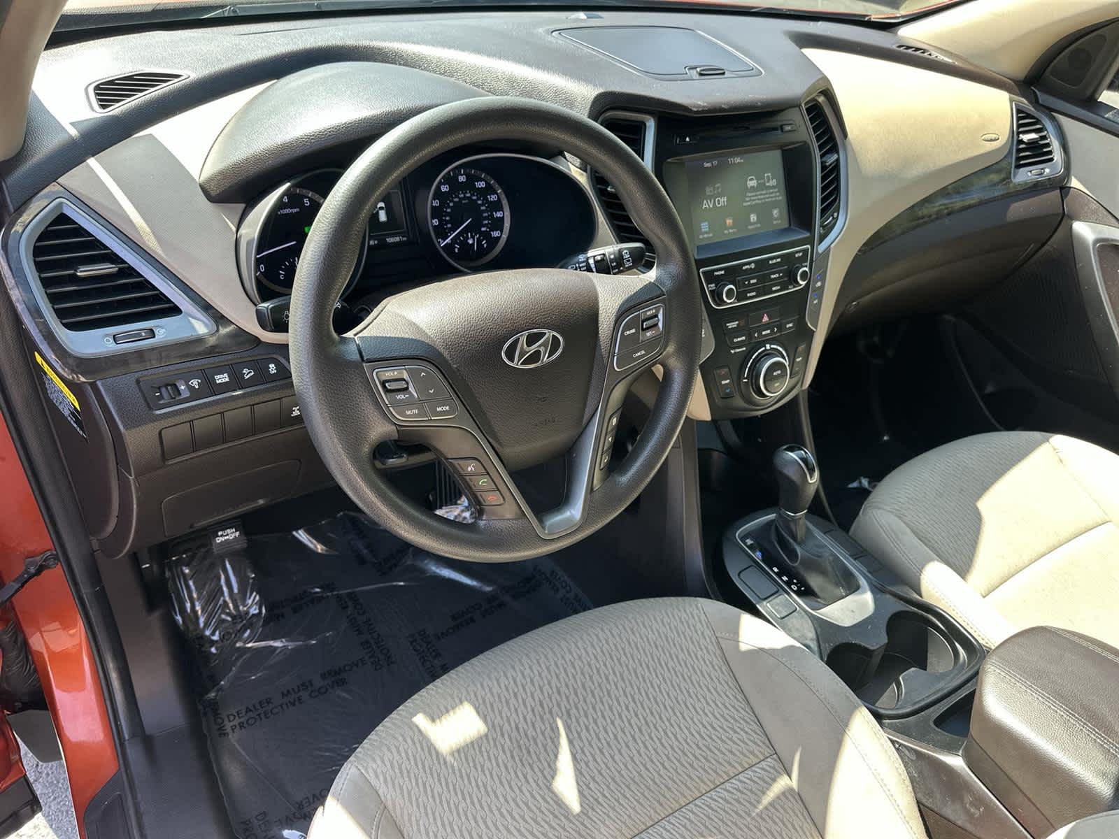 Thumbnail: 2017 Hyundai Santa Fe - 2