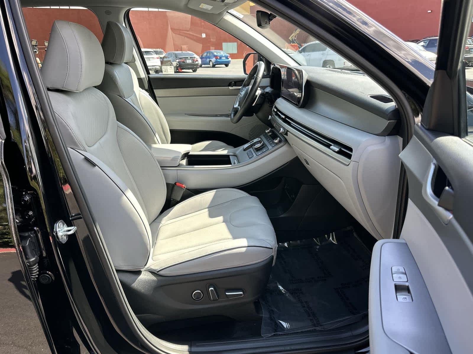 Thumbnail: 2025 Hyundai Palisade - 14