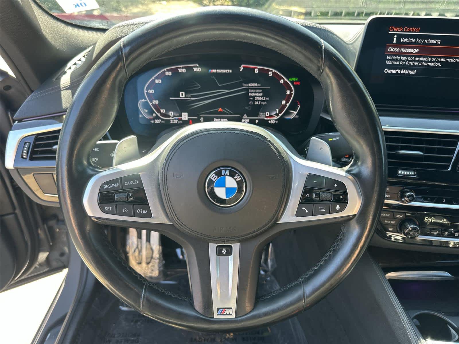 Thumbnail: 2021 BMW 5 Series - 16